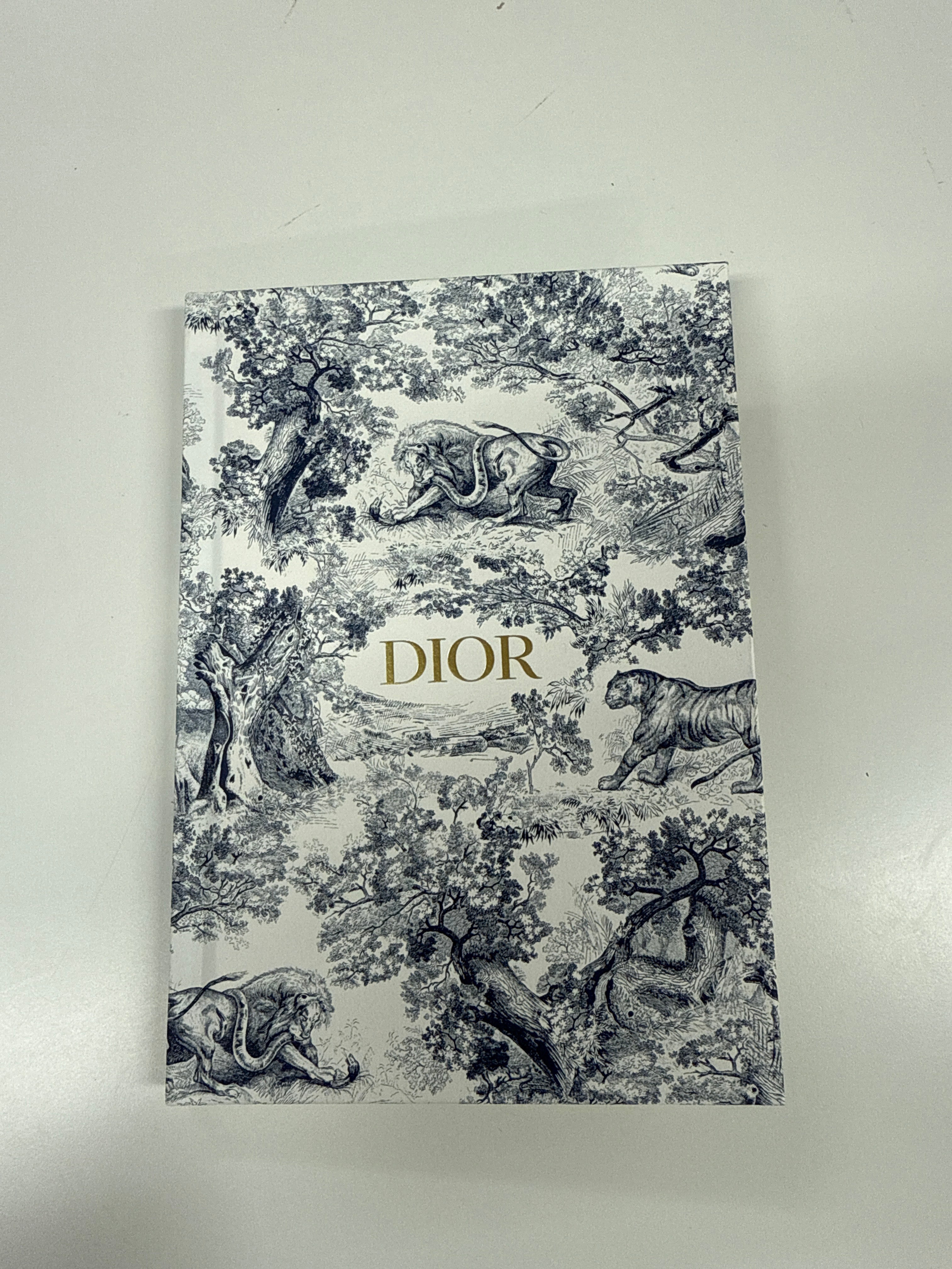 Ravens_are_beautiful Dior notebook JP