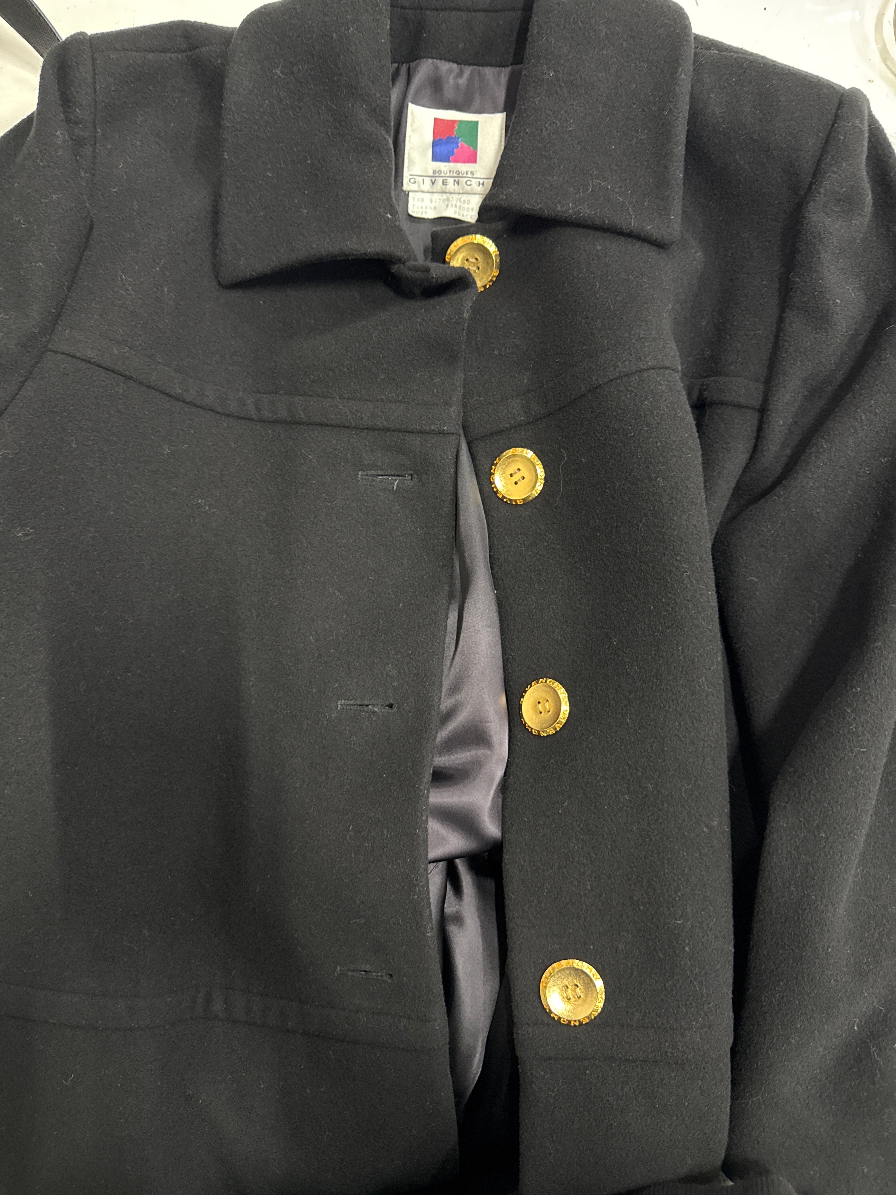 _shannenlouise_Givenchy trench_JP