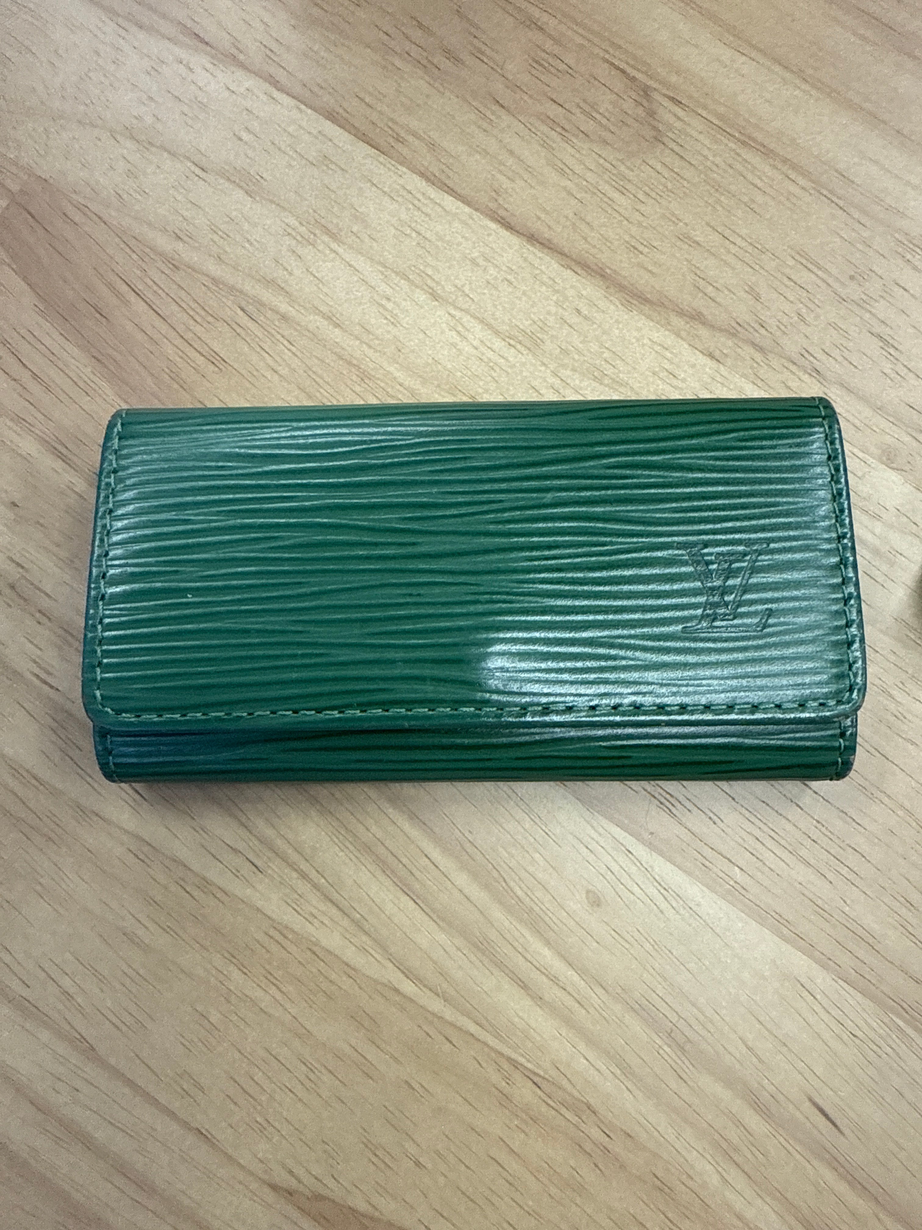 Fatma_a.abdo LV key holder JP