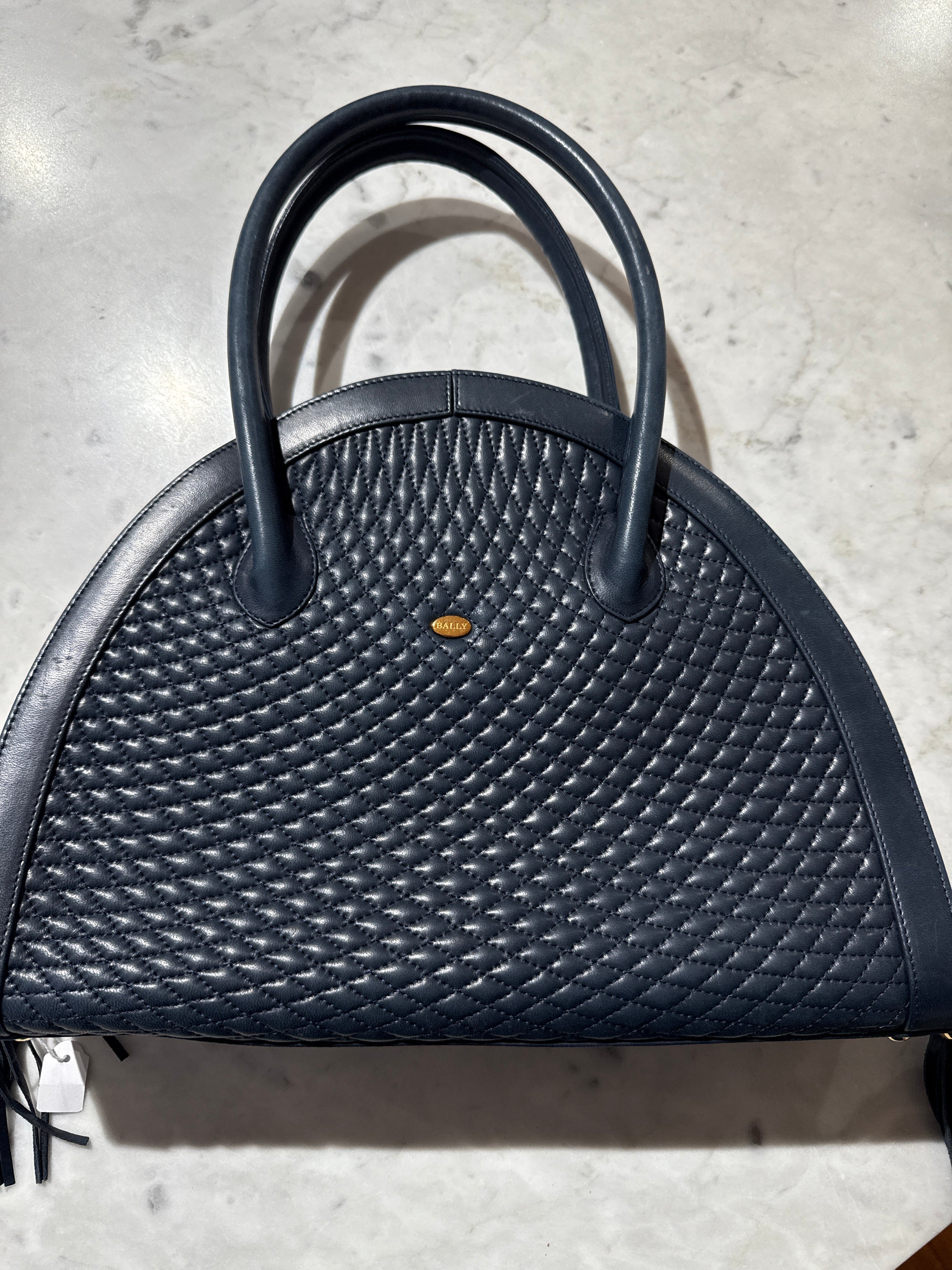 Bally - HV