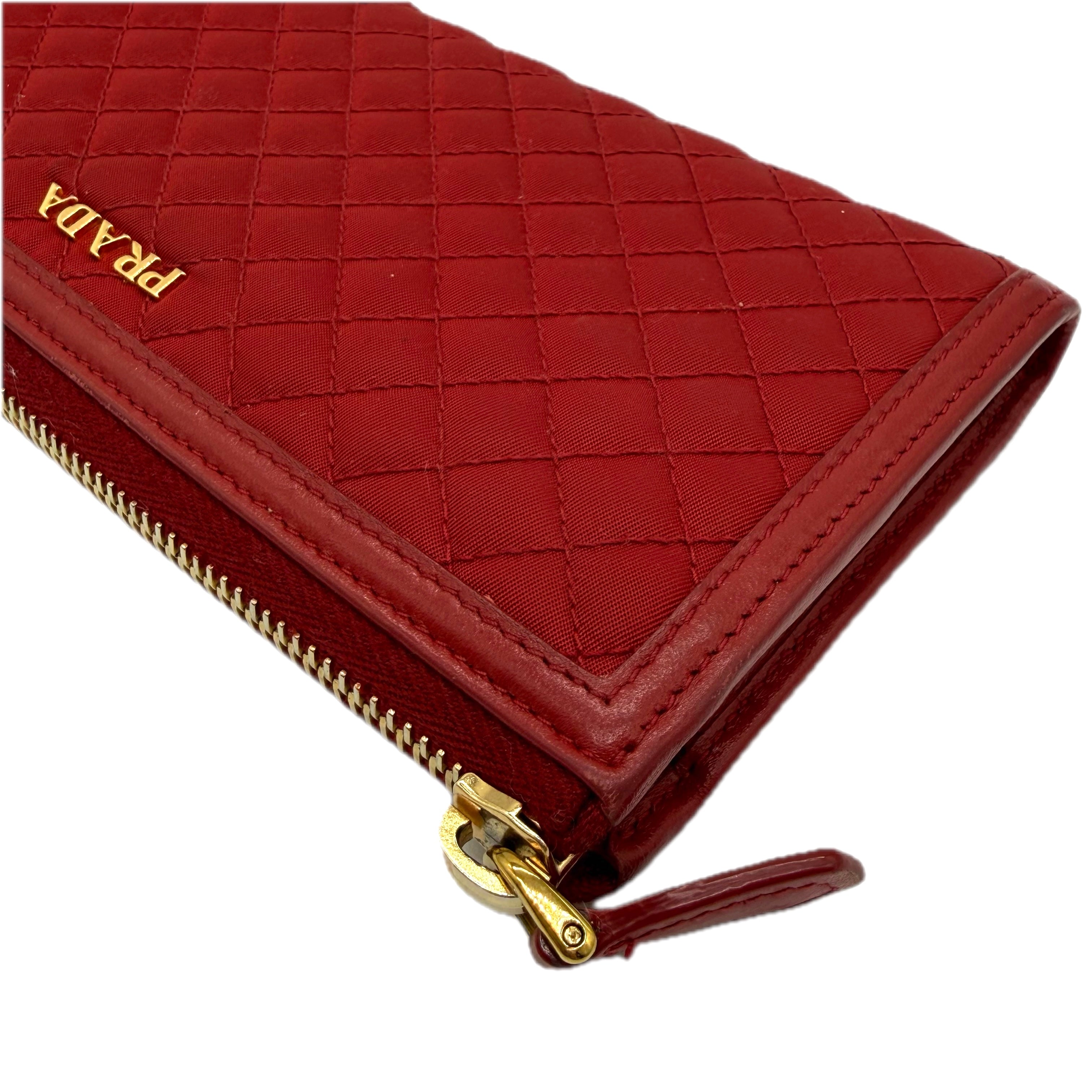 Prada | Impuntu Tesoro Zippy Wallet | Gold Hardware