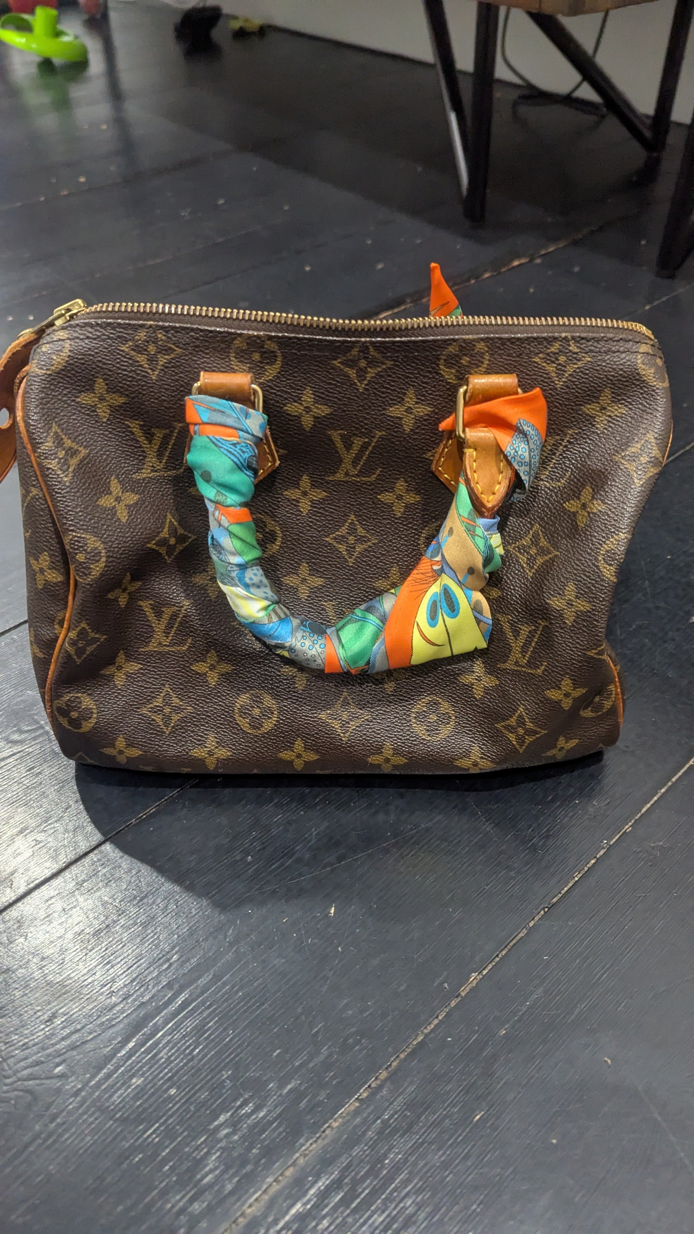 LV - CONS