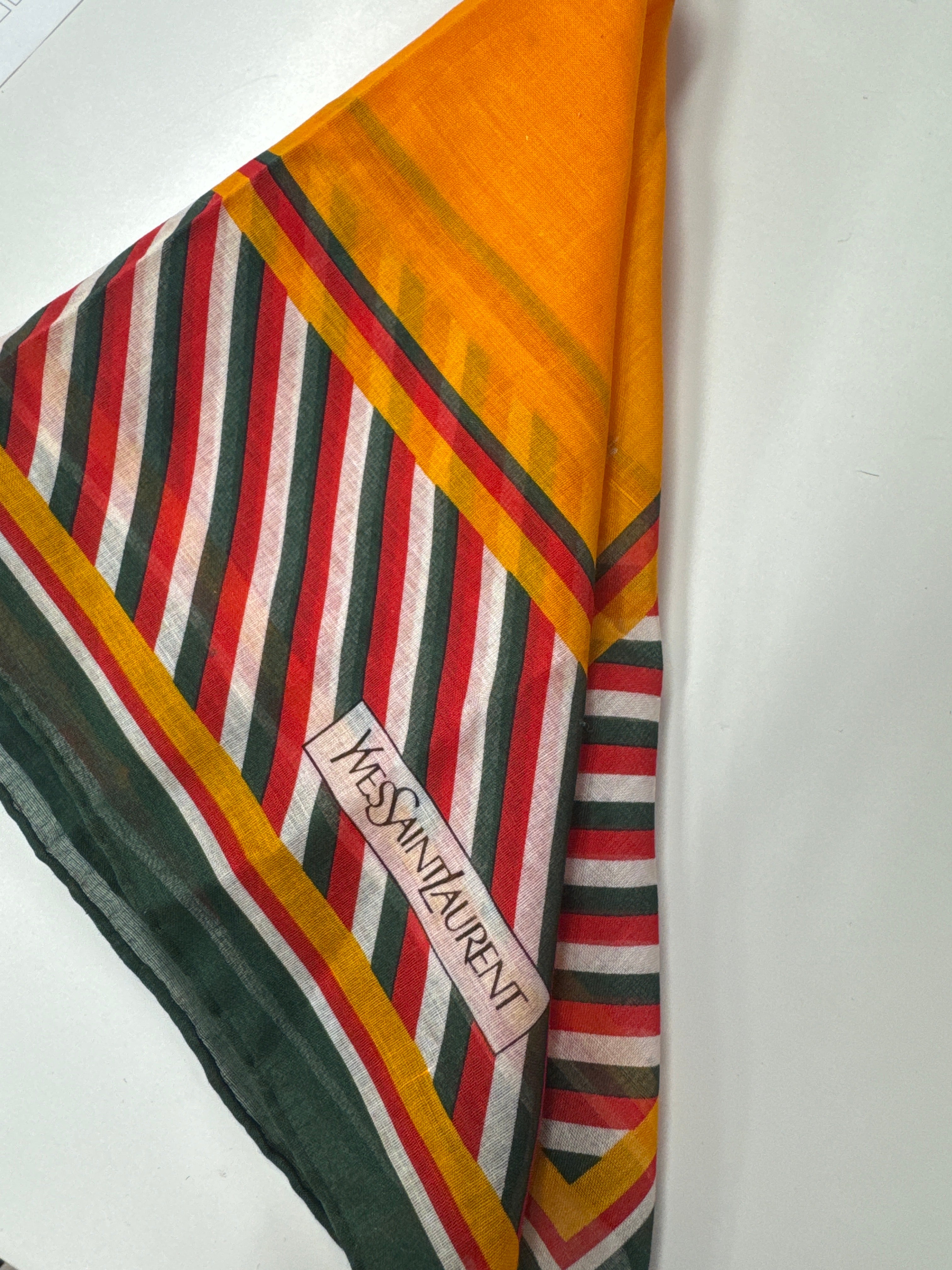 Em_marson_YSL scarf_JP