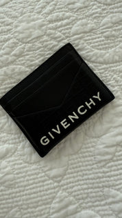 Givency - cons
