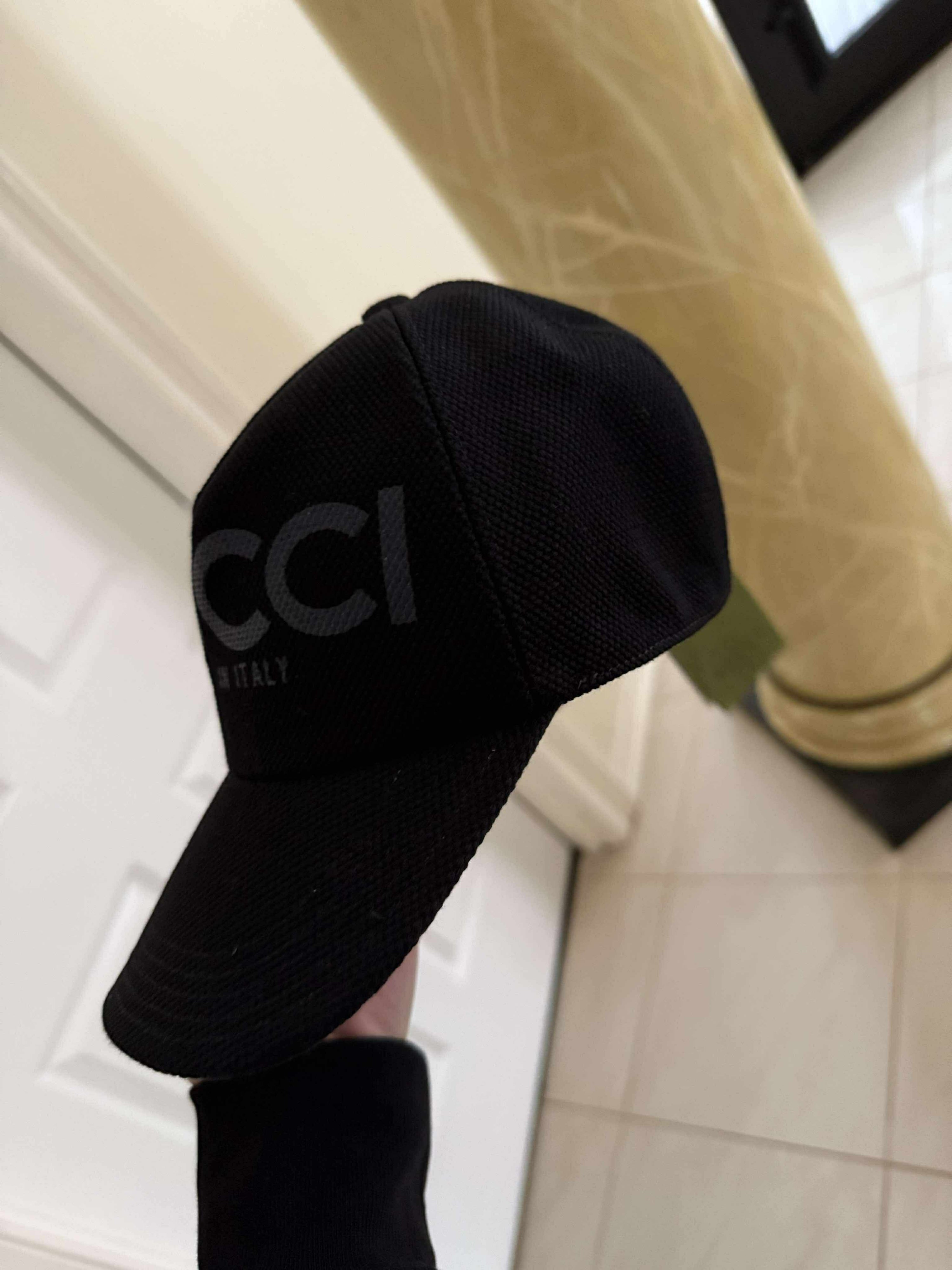 Gucci - CONS