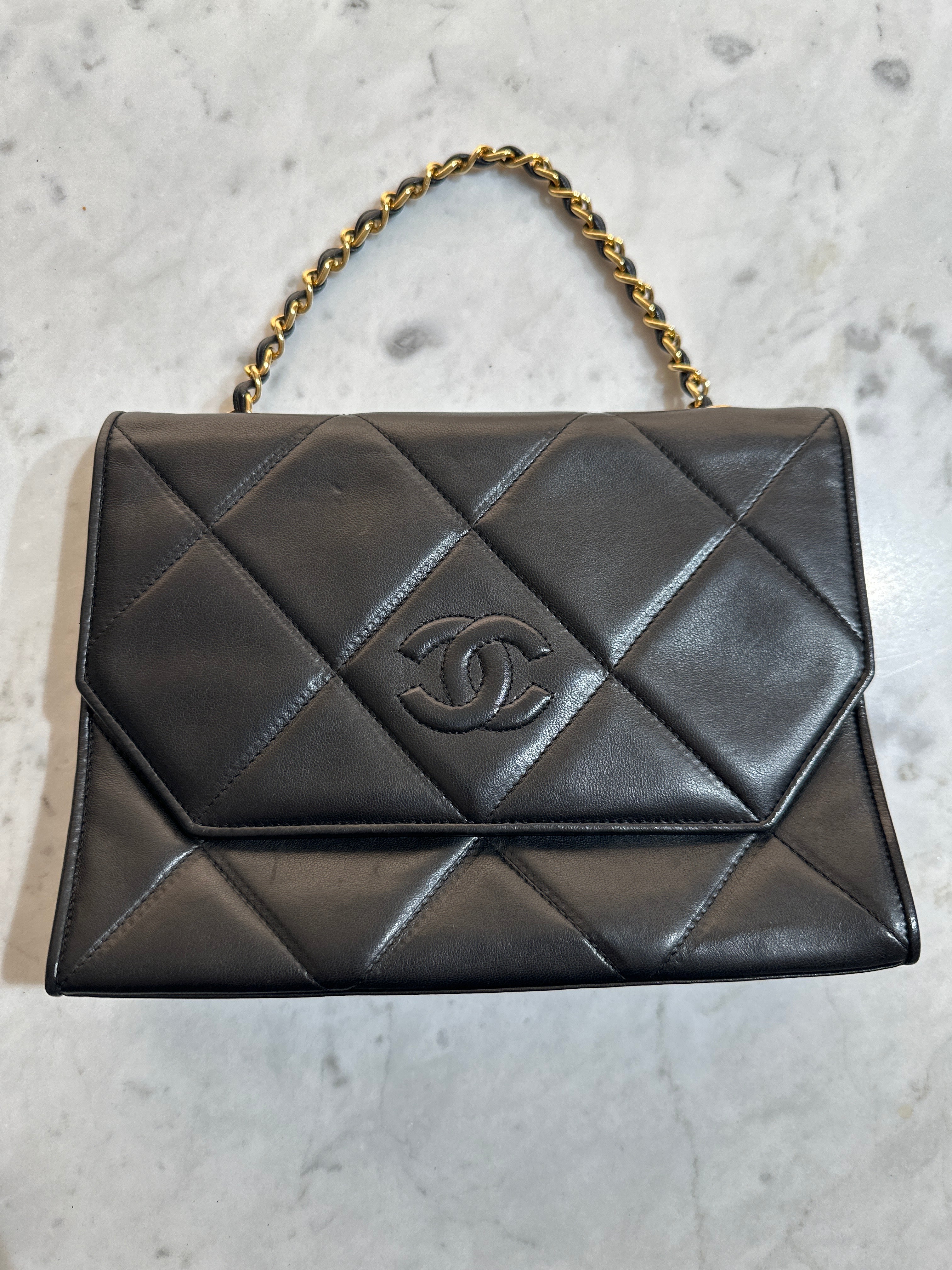 Chanel - YU1117