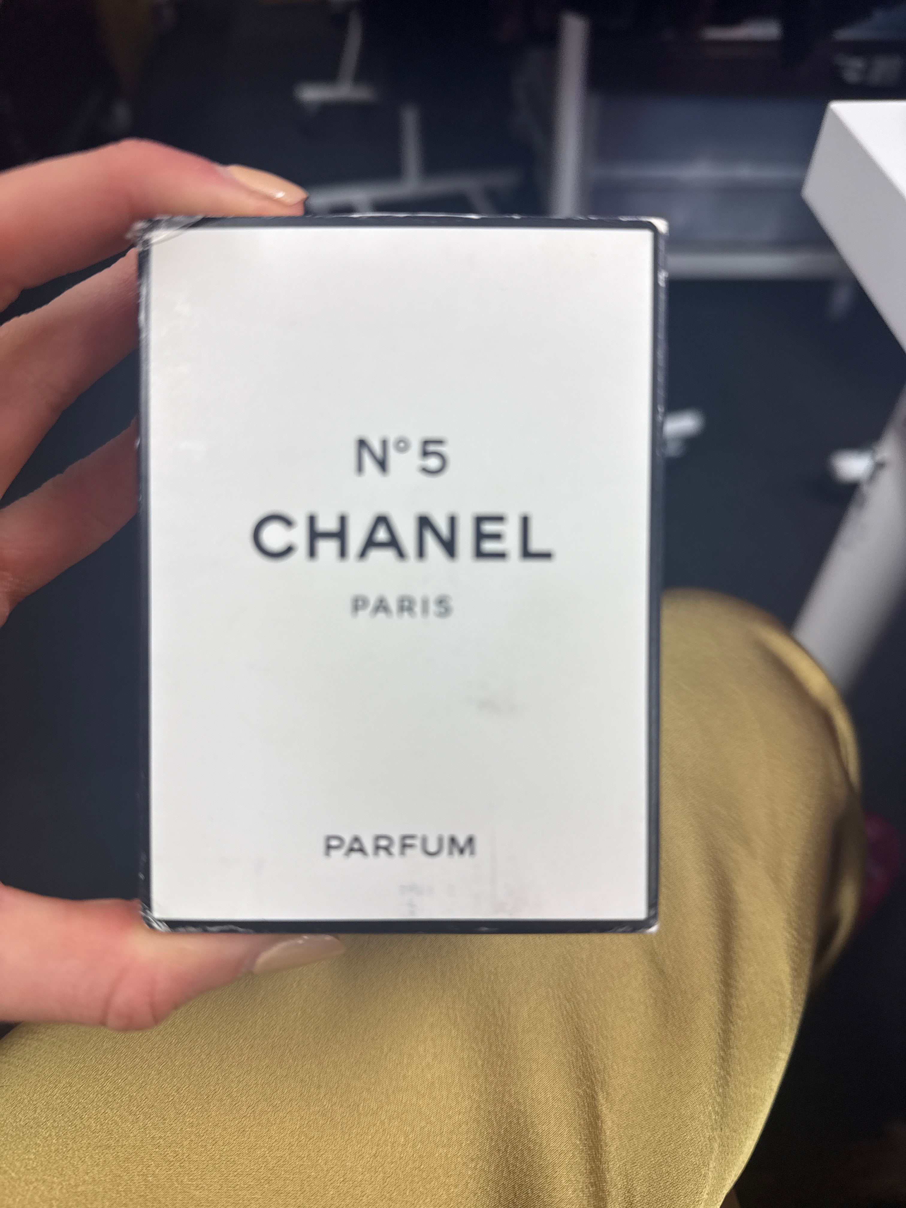 Chanel - Maggs_hi.jp