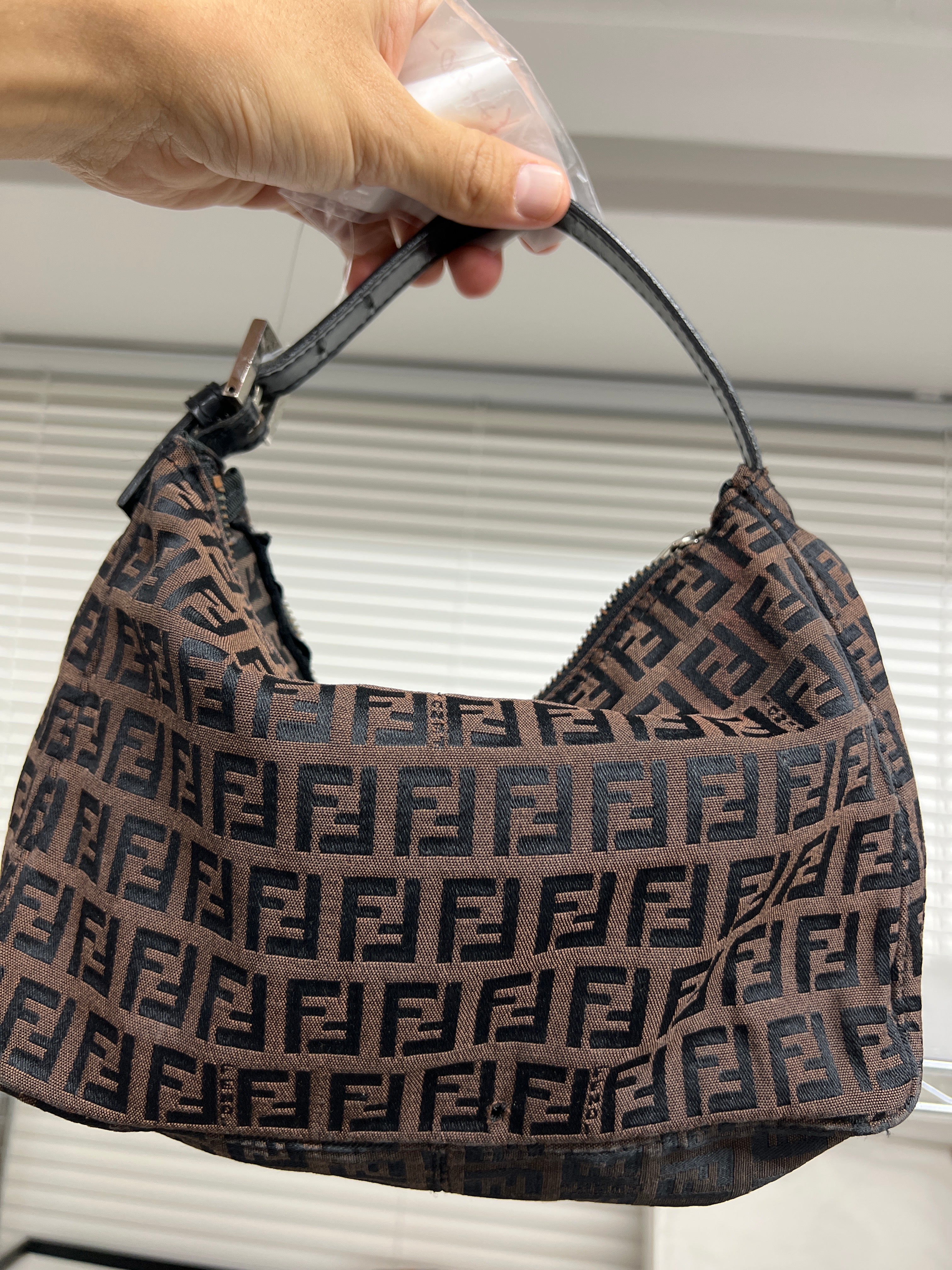 Anita.sekulovski-Fendi handbag-jp