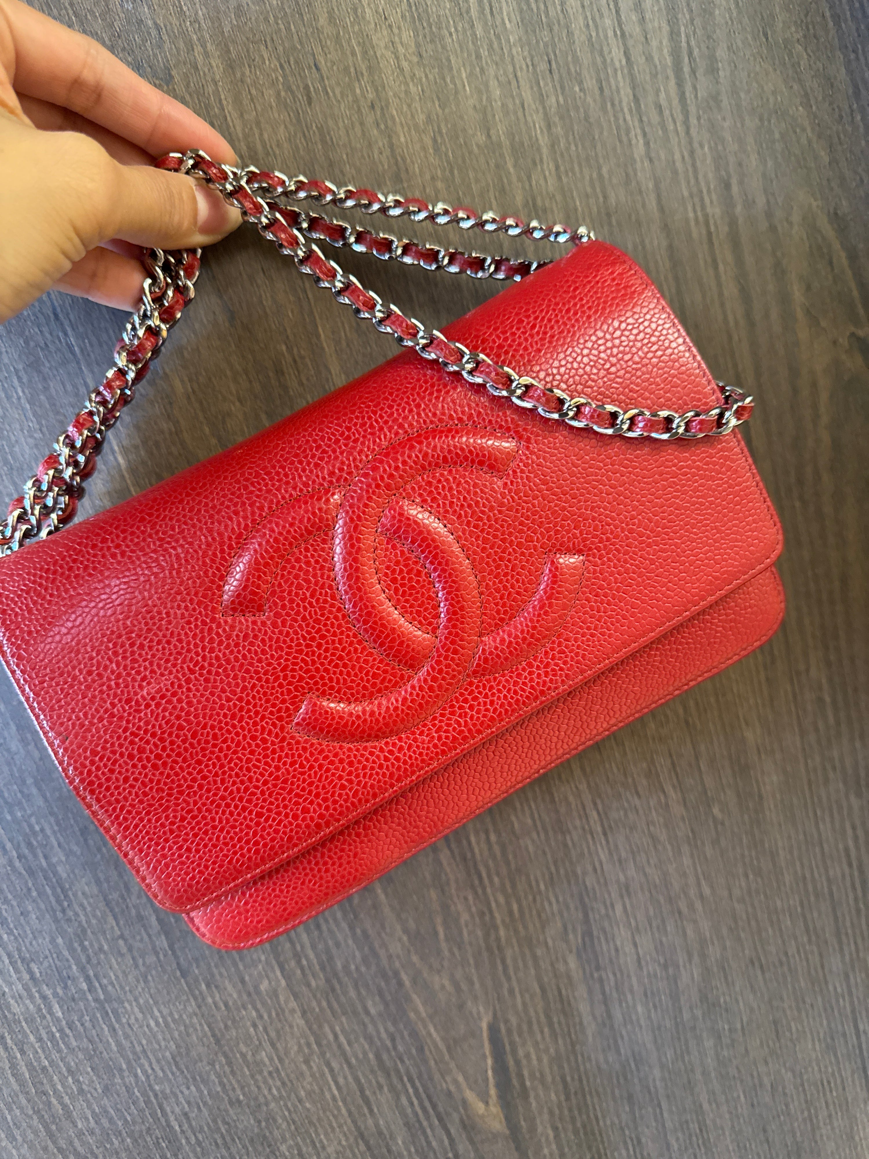 Chanel WOC red