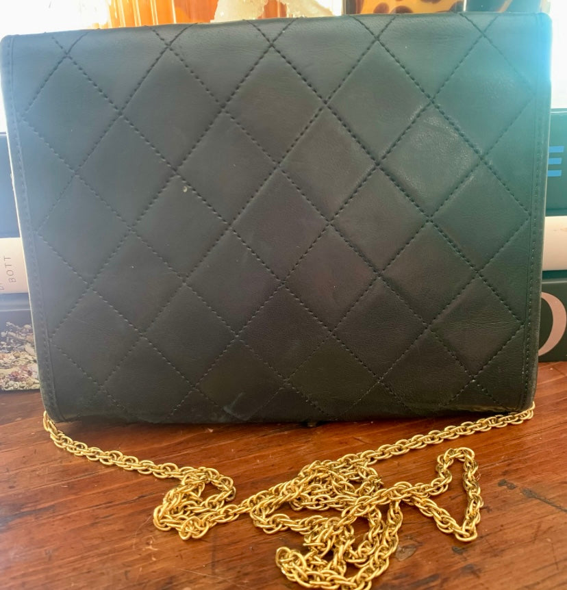 CHANEL vintage cross body bag