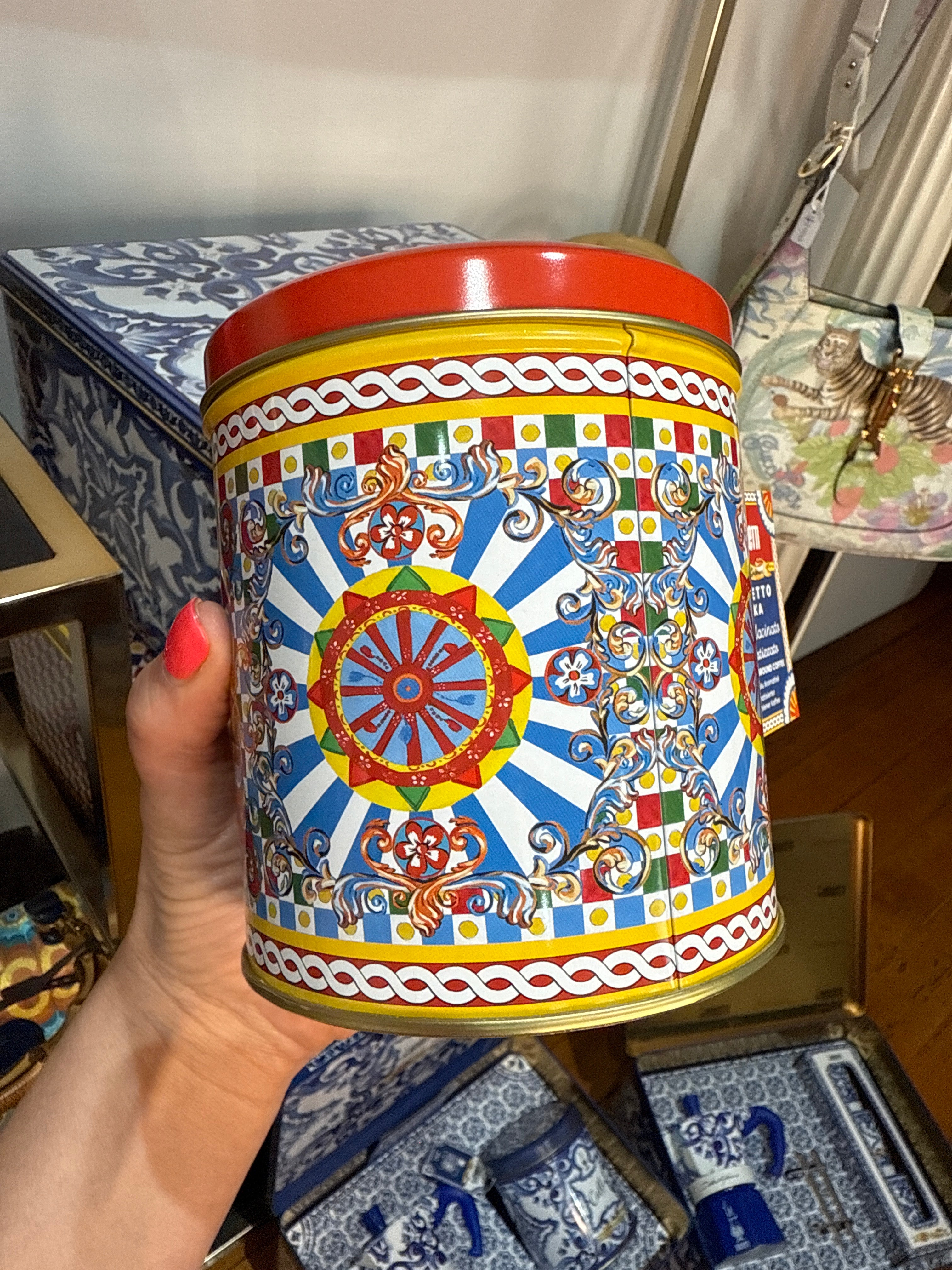 D&G induction 4 cup red - 2 coffee tins red