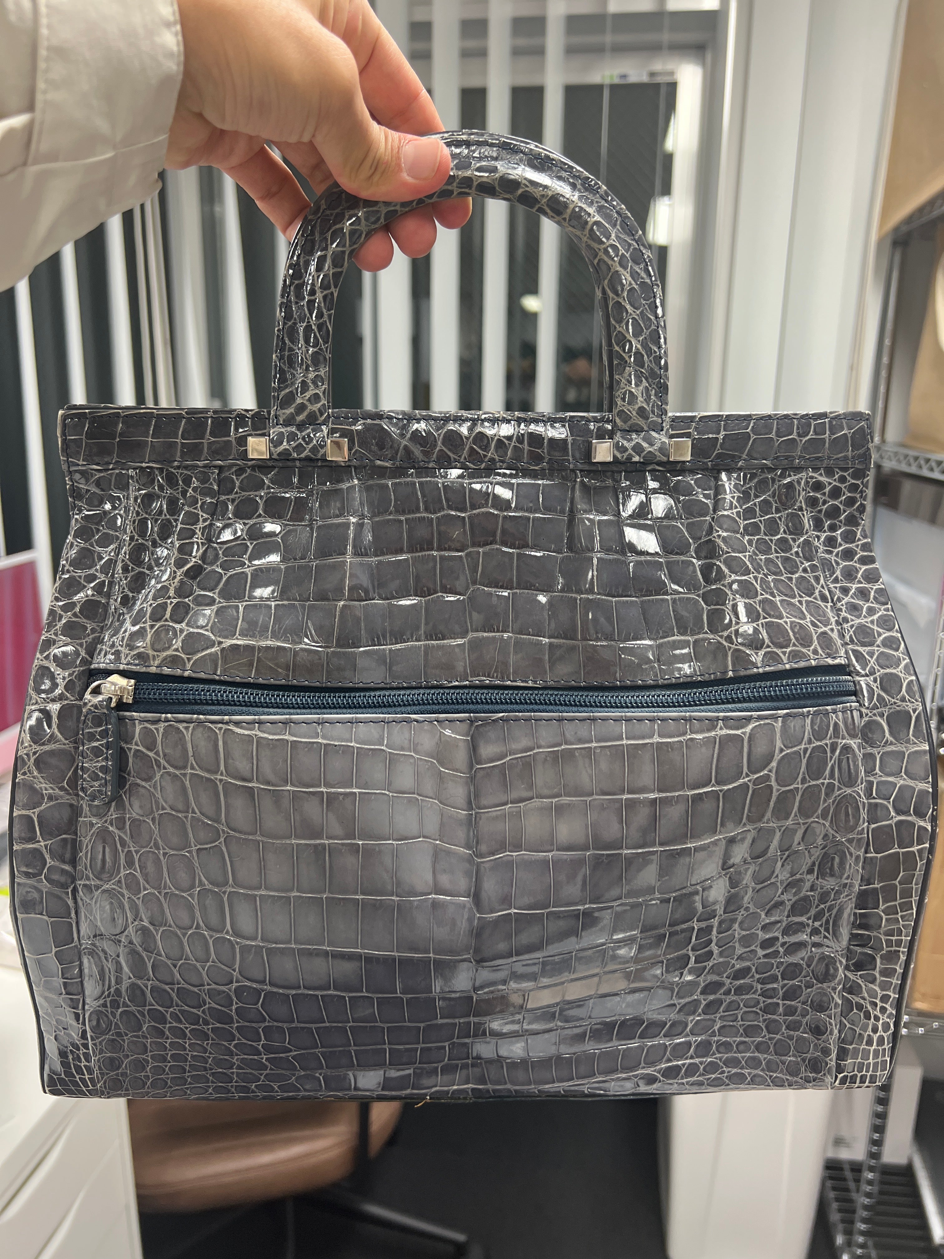 Cleones-JRA grey croc-jp