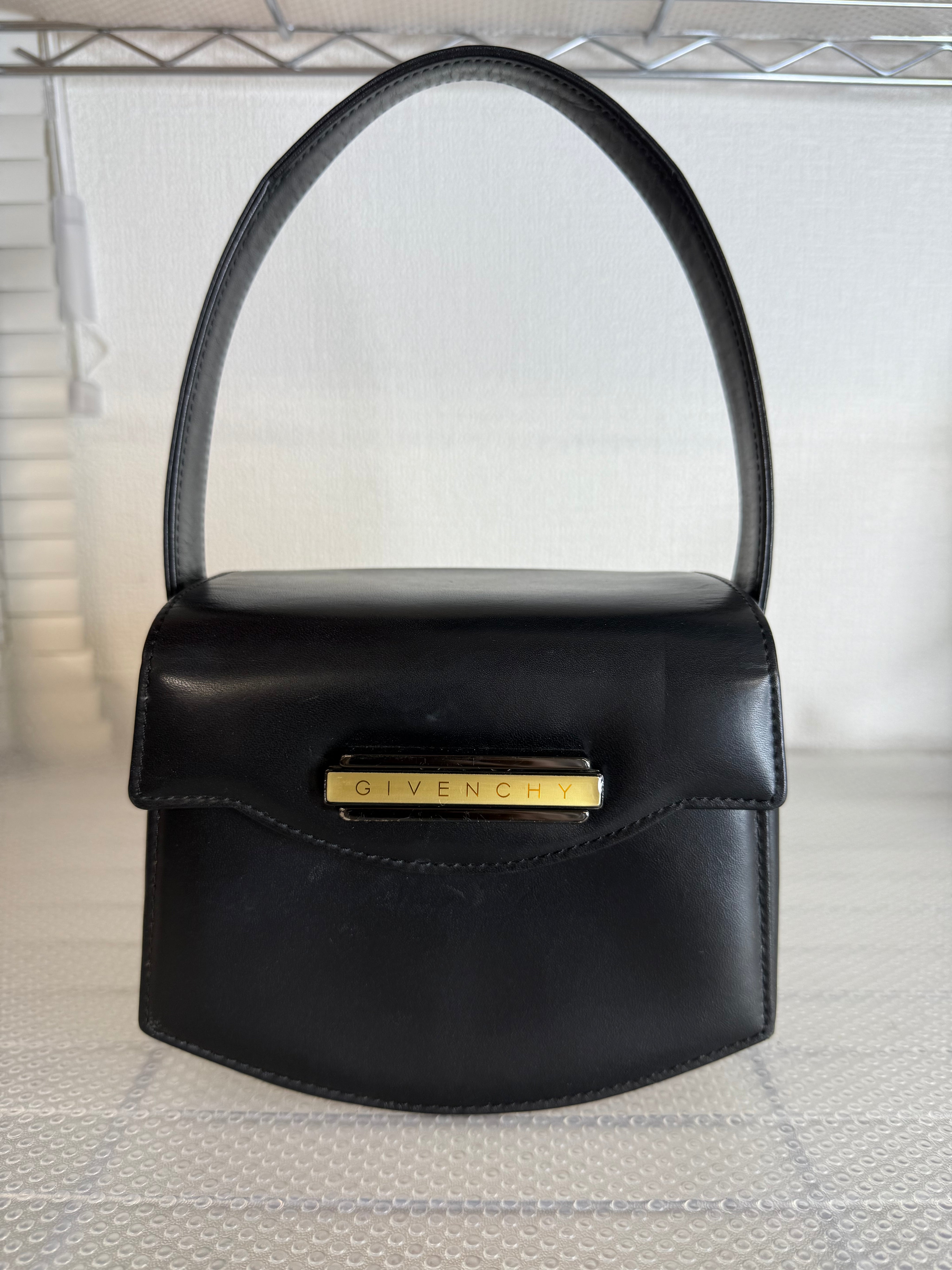 rbecca235_givenchy_JP