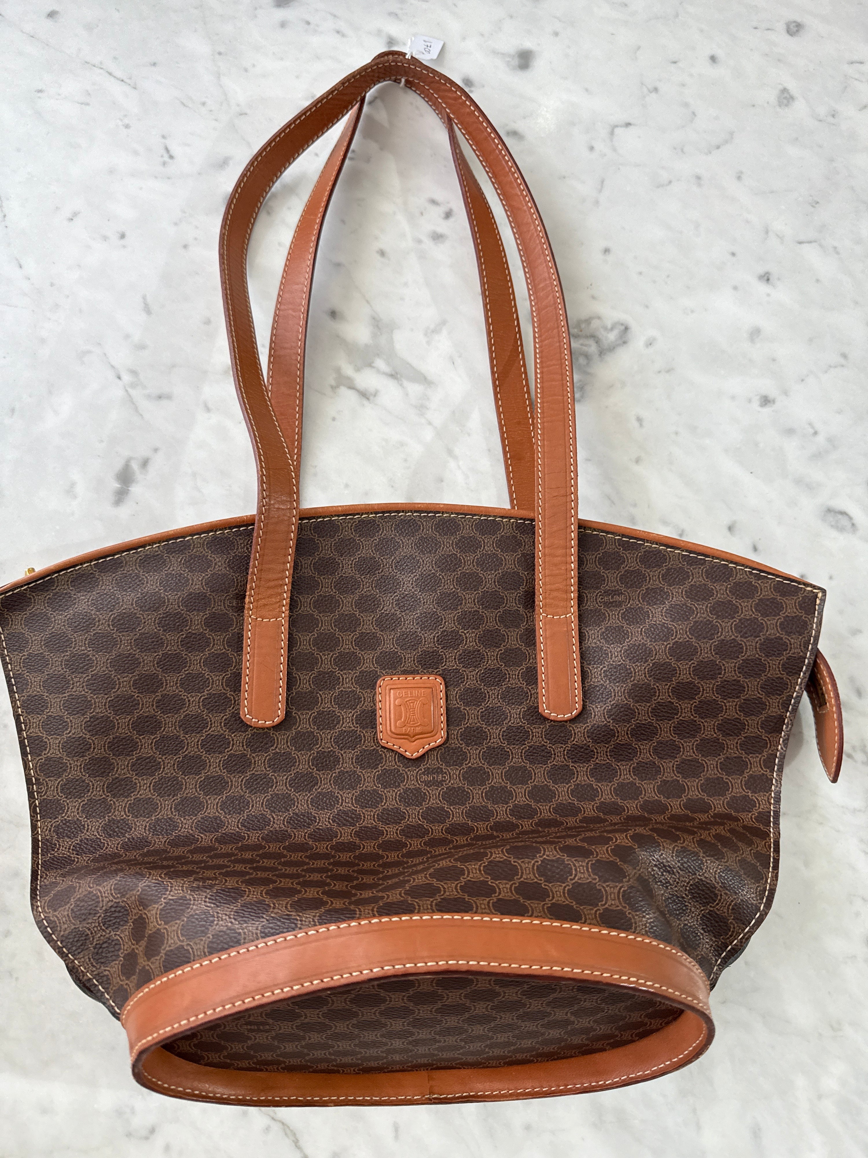 Celine - HV