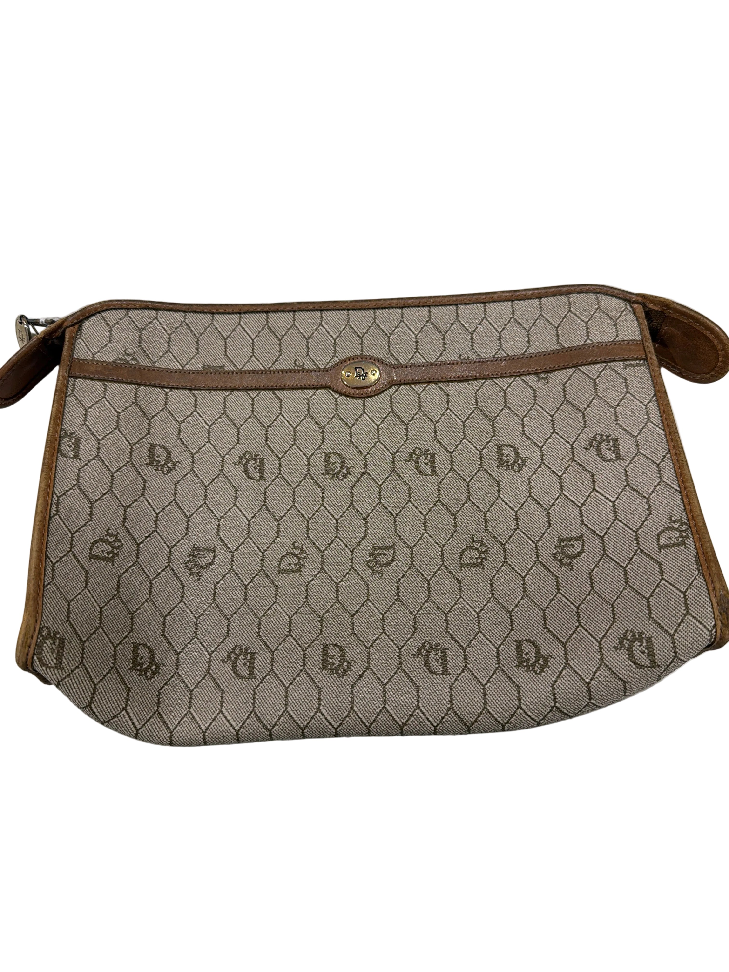 Dior | Brown Monogram Clutch - Cons