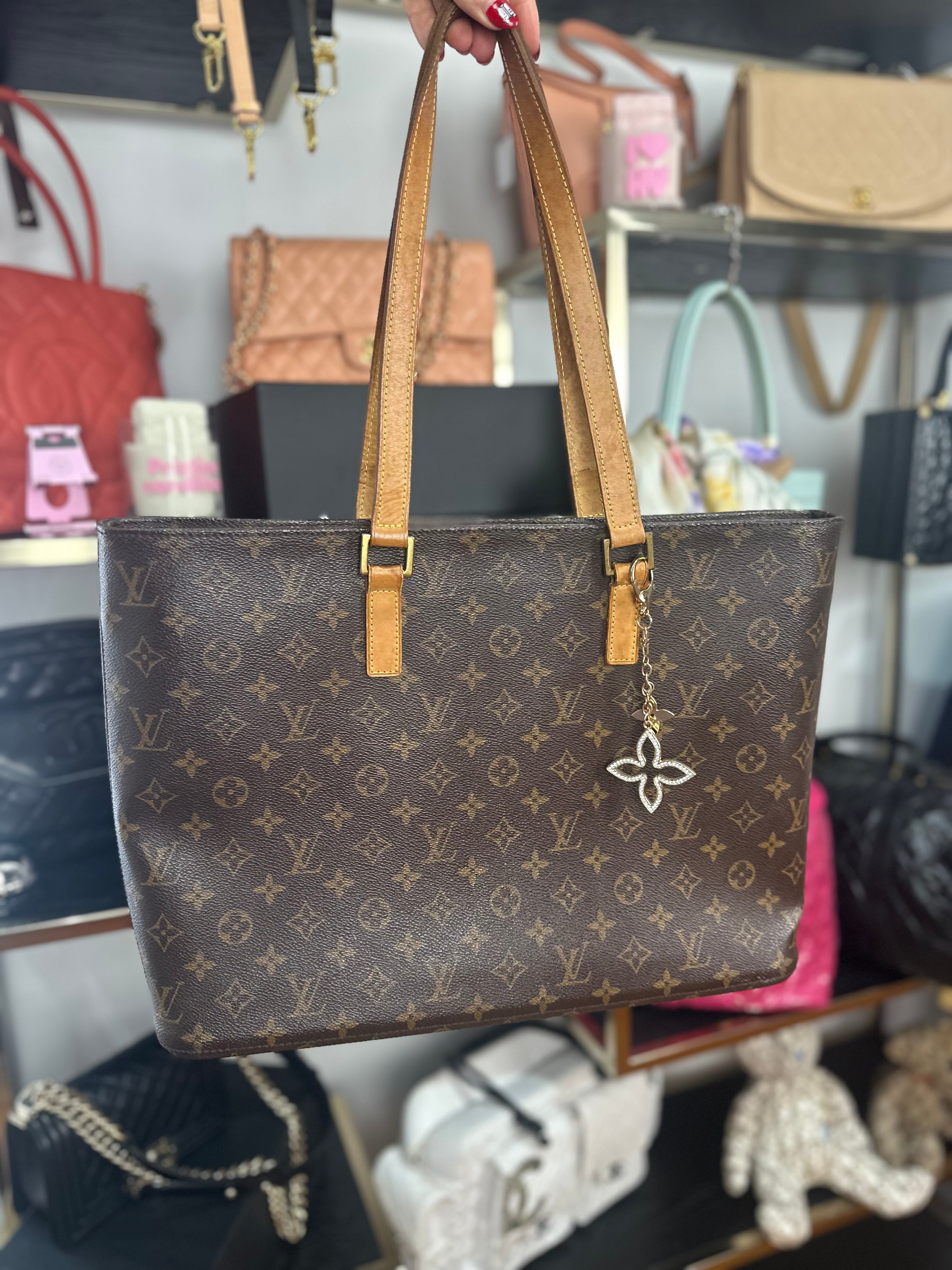 Louis Vuitton Tote Bag