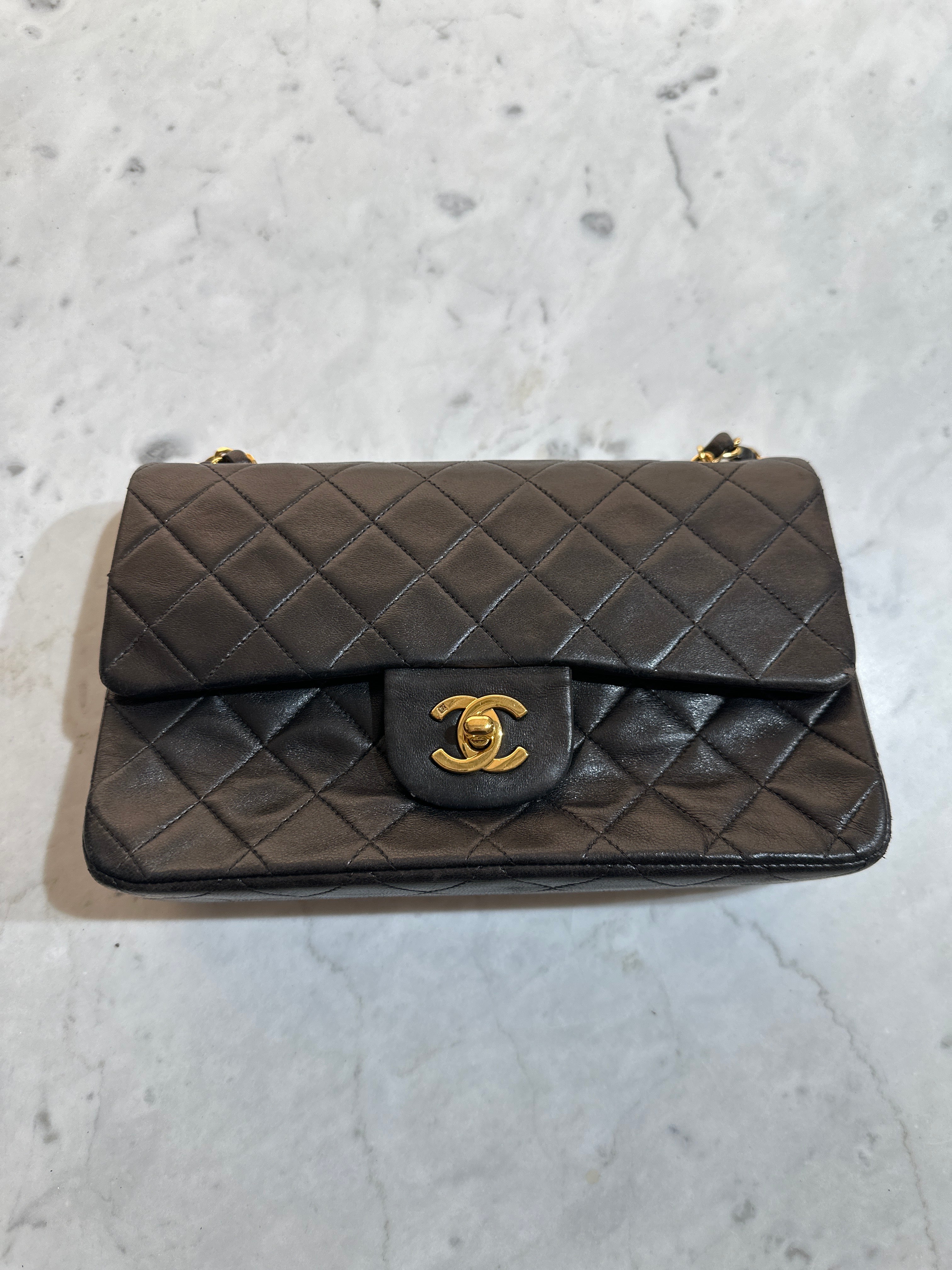 Chanel med - YU0953