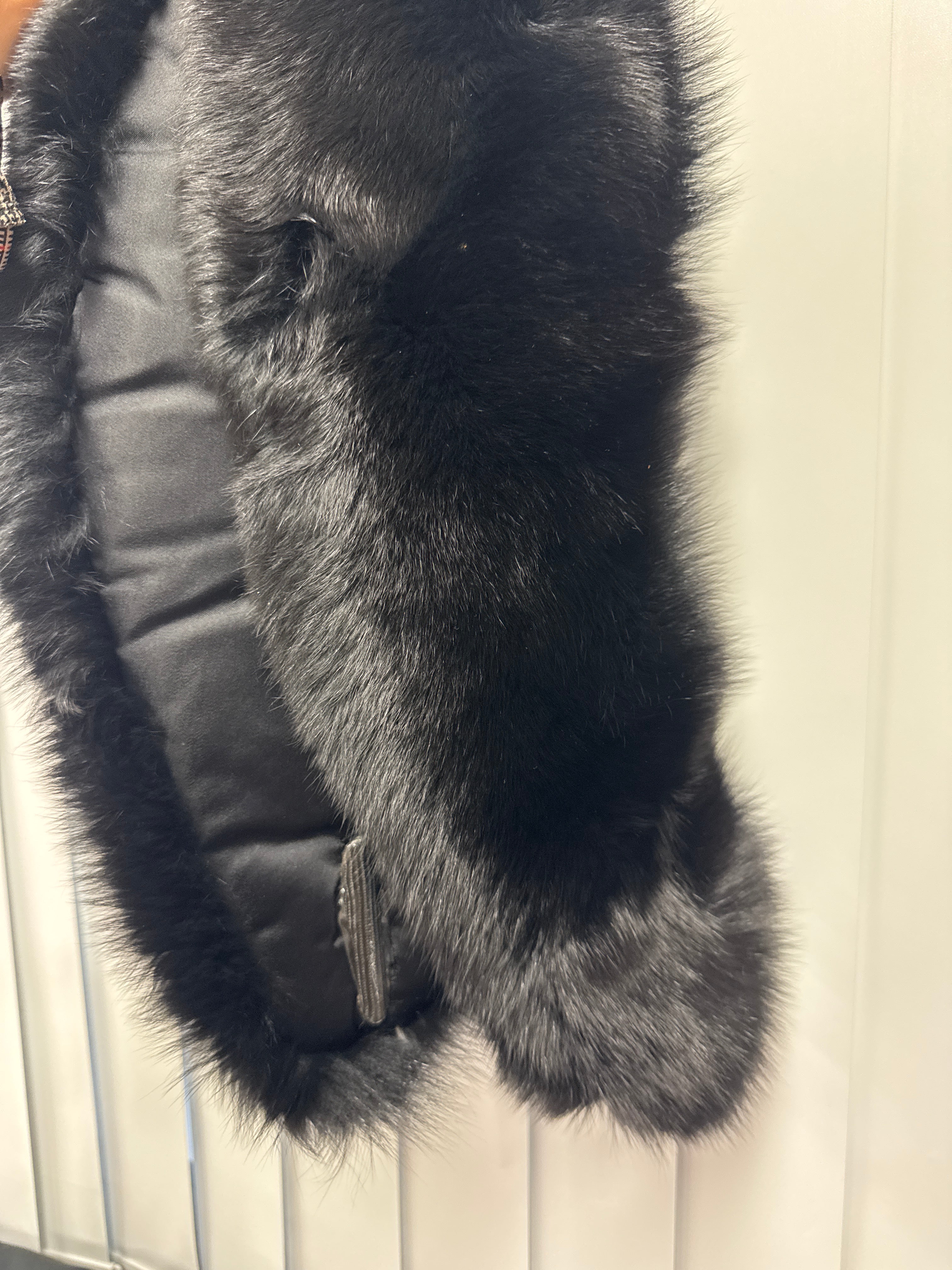 Anu.kaw.xx_fur stoll black_jp