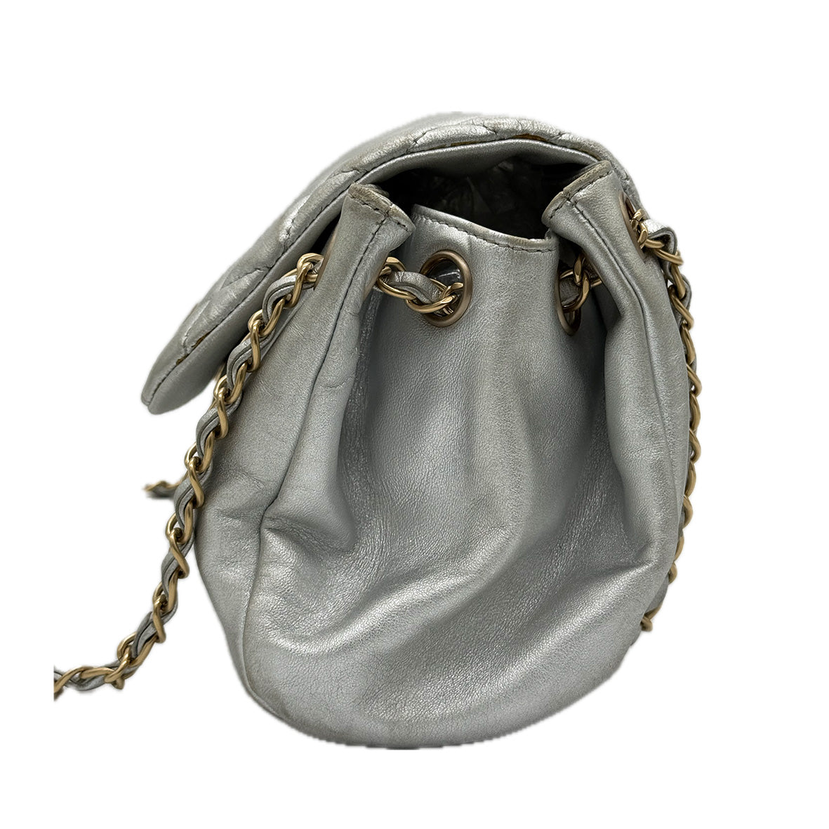 Chanel | Metallic Silver Handbag | Lambskin | Gold Hardware