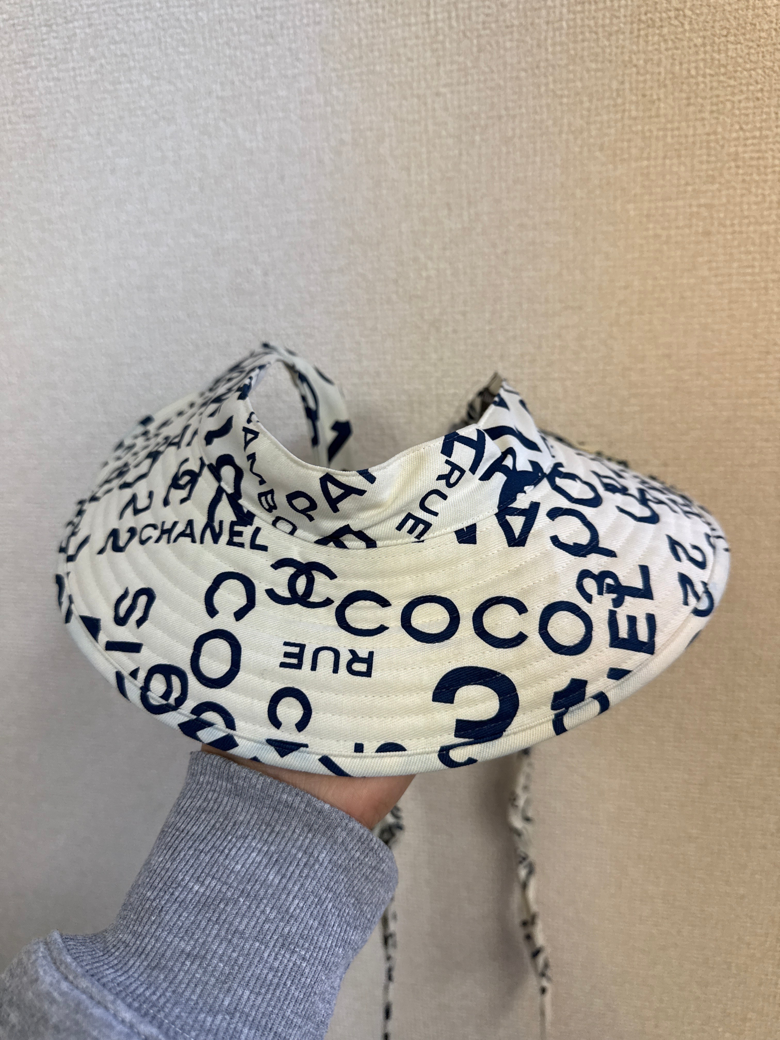 Cynthiagraphy Chanel hat JP