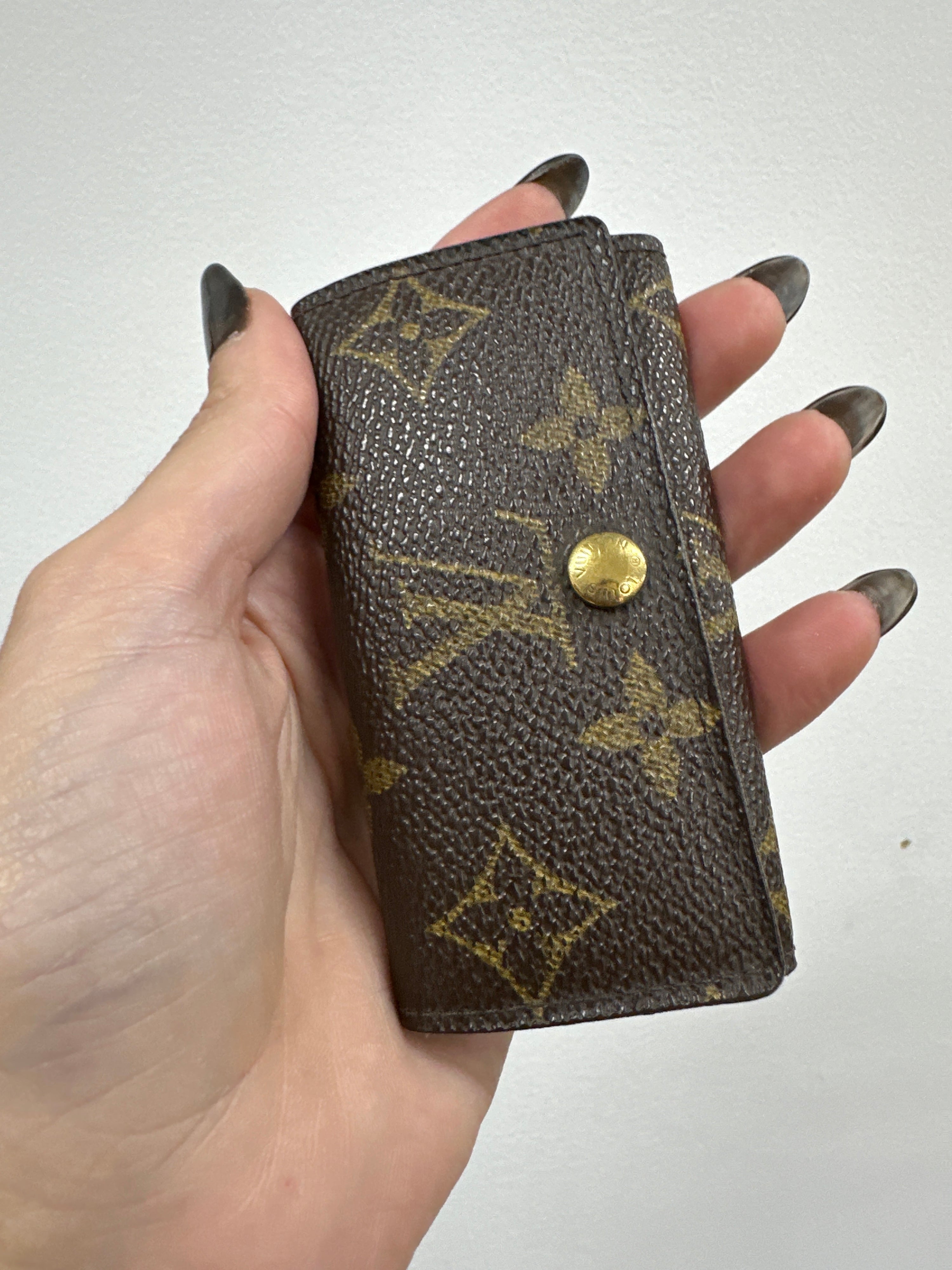 Lv key holder joey__pepperoni