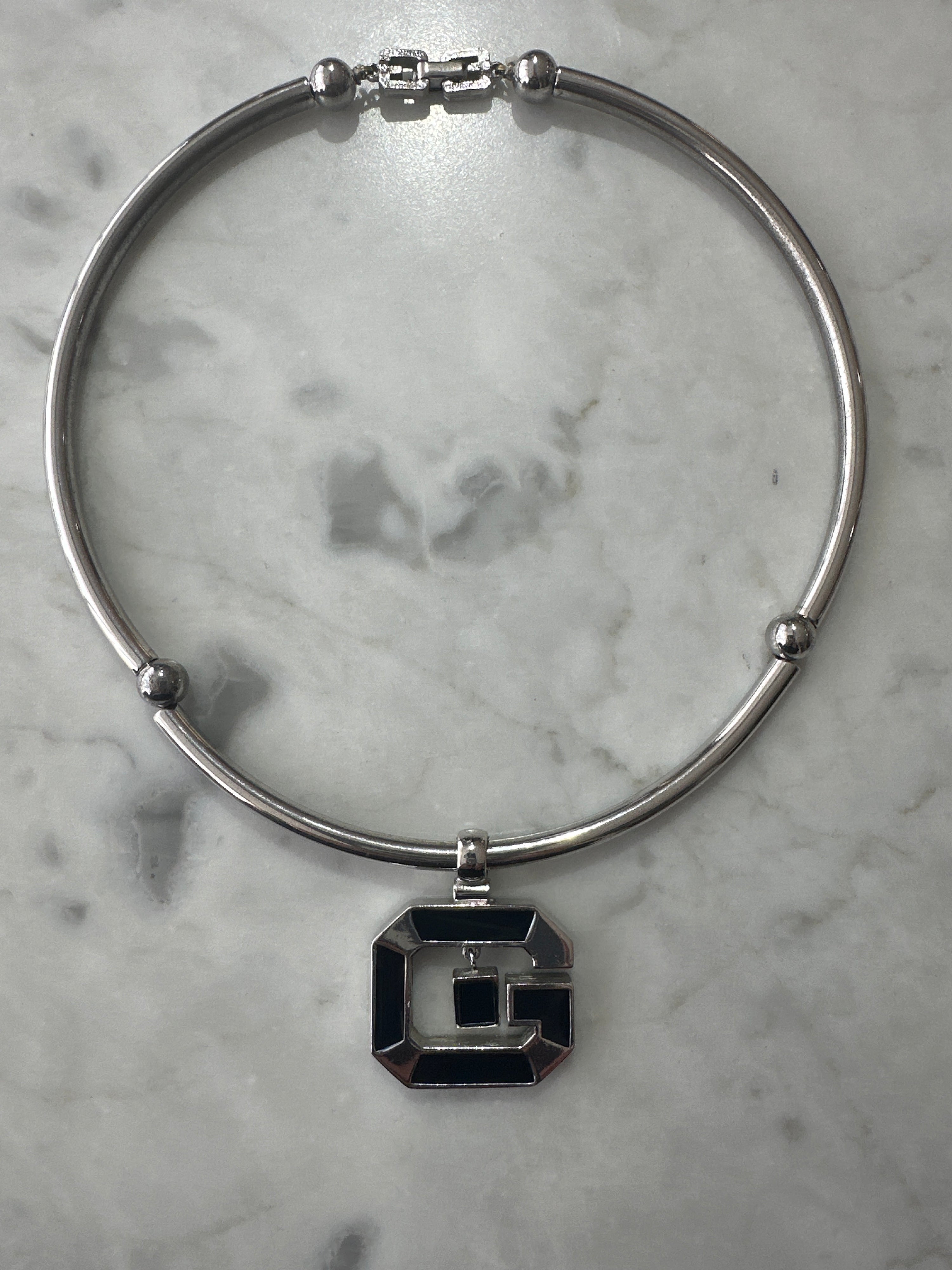 Givenchy - HV