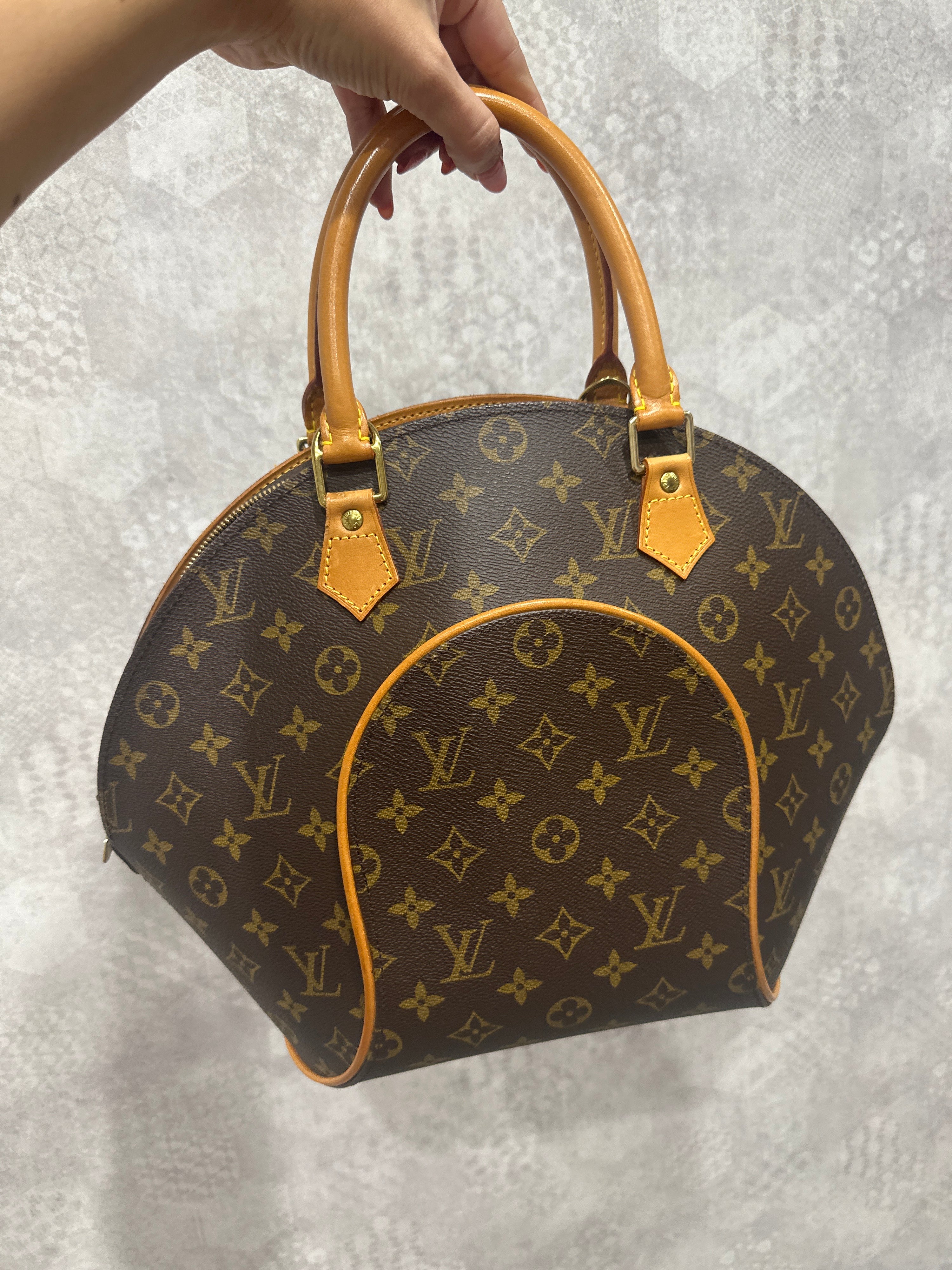 Lv ellipse mm