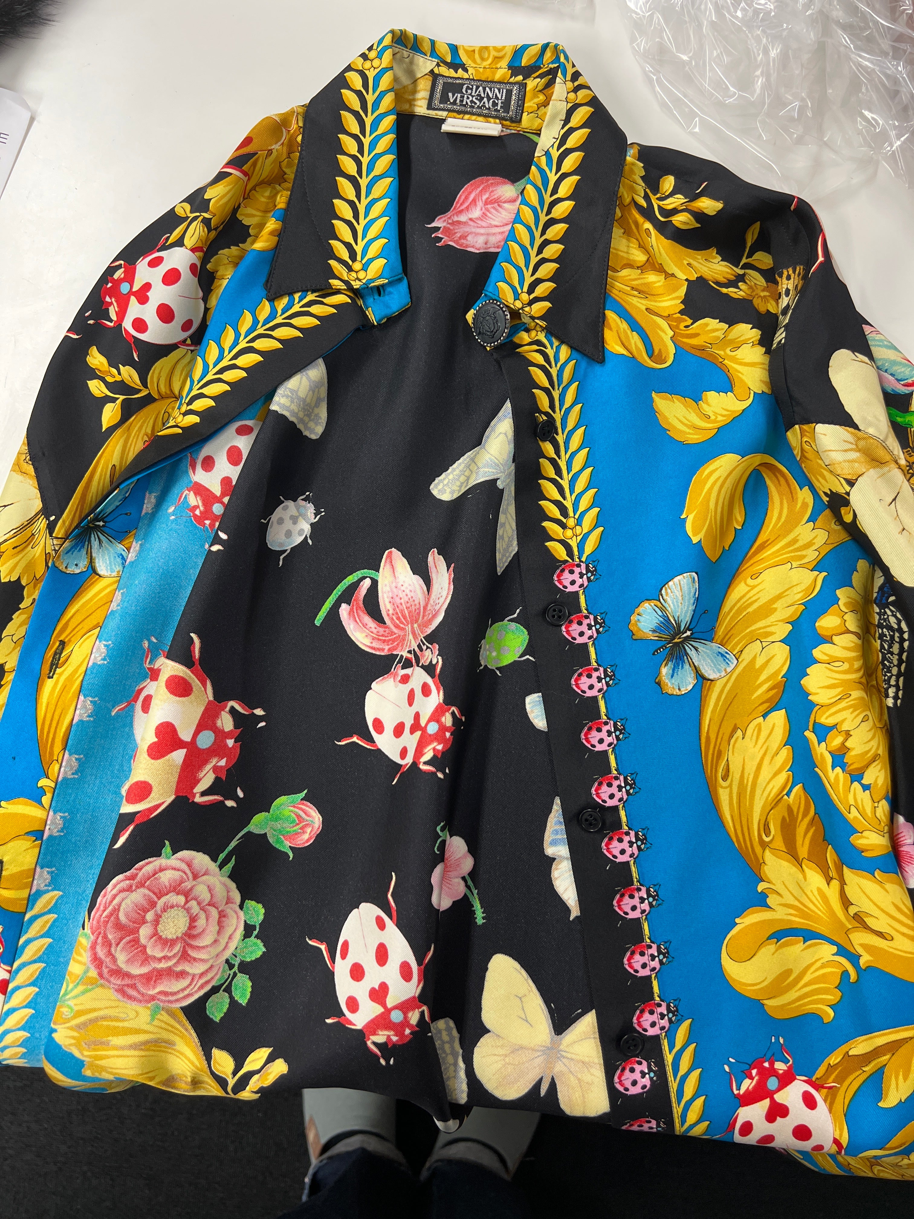 Kirrilly-Versace shirt-jp