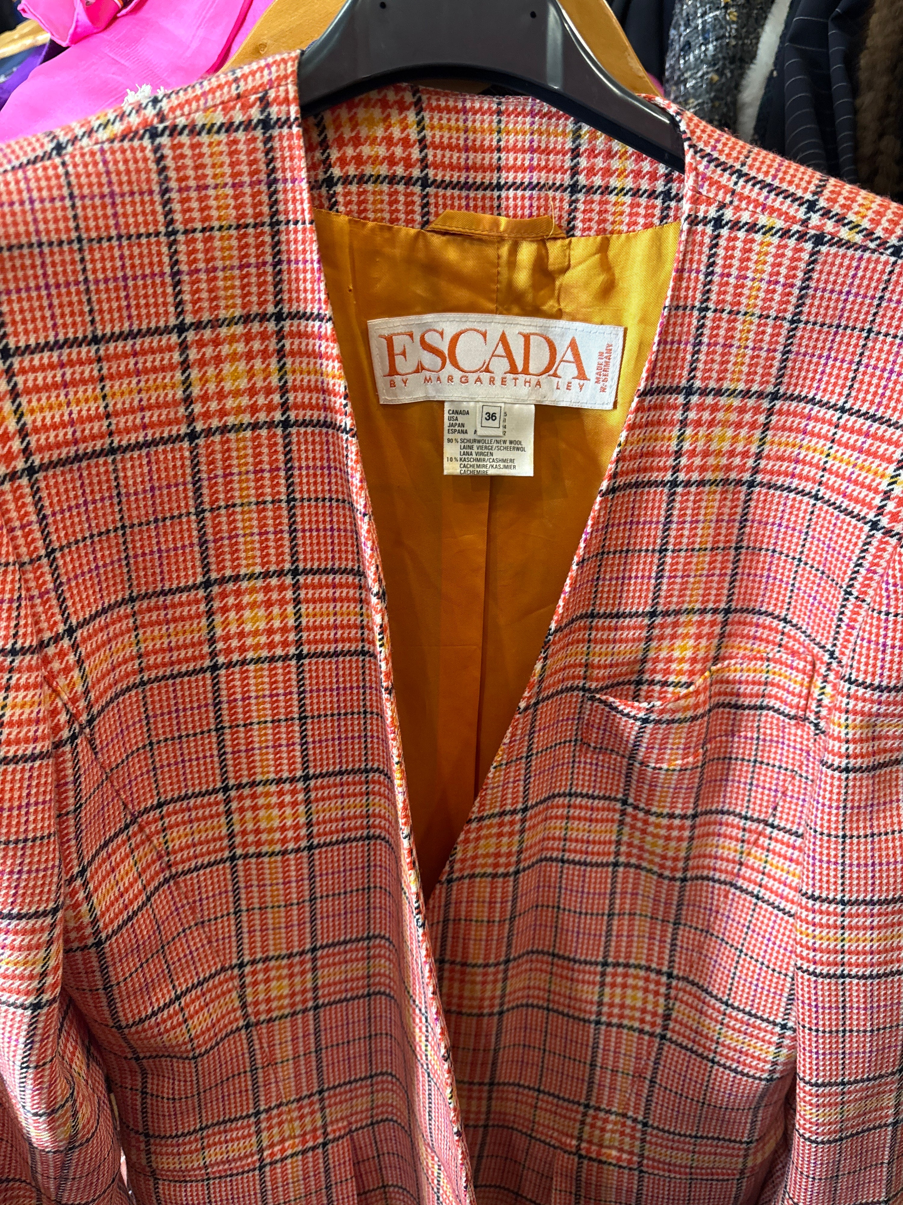D Escada blazer