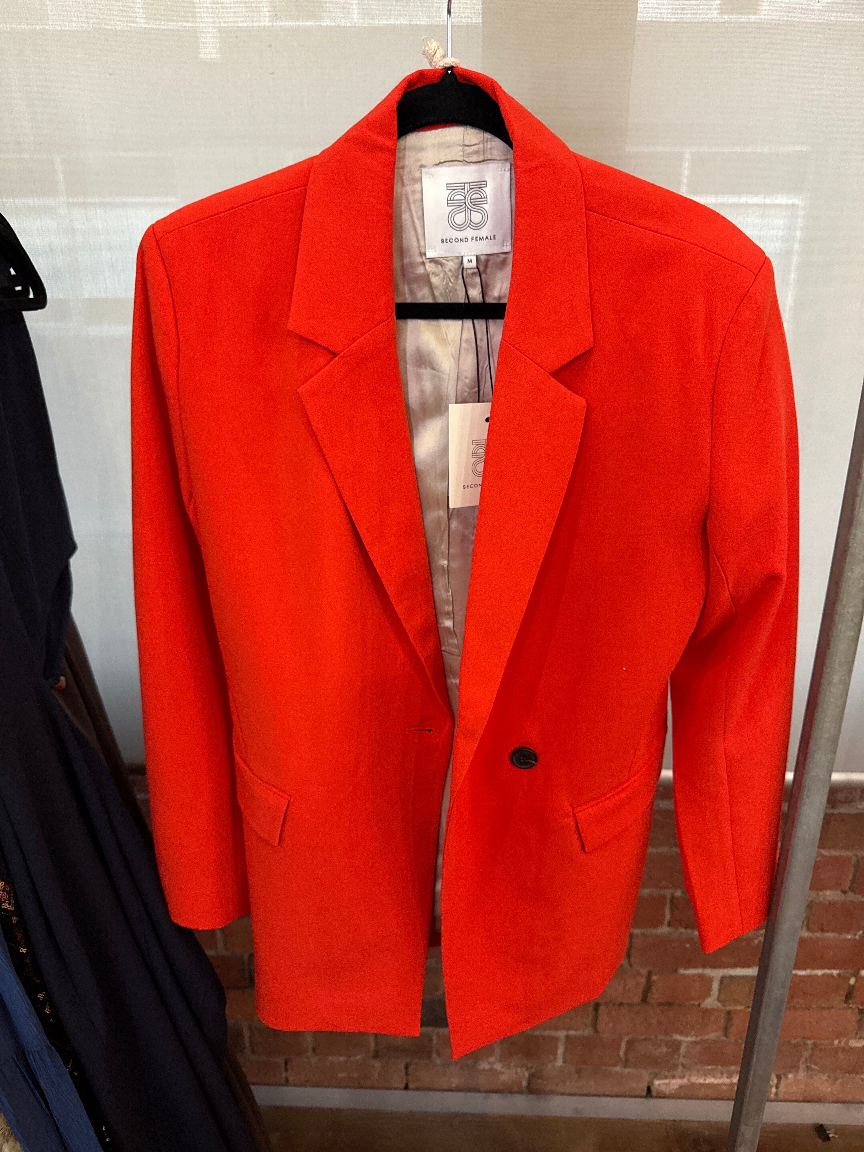 Red blazer - Linda