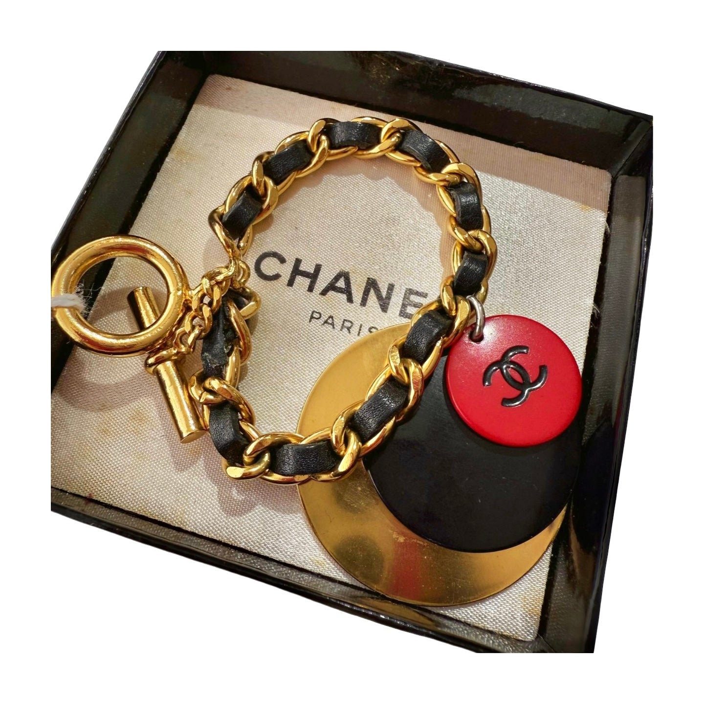 Chanel | Vintage Gold Bracelet (Excellent Condition) - Cons