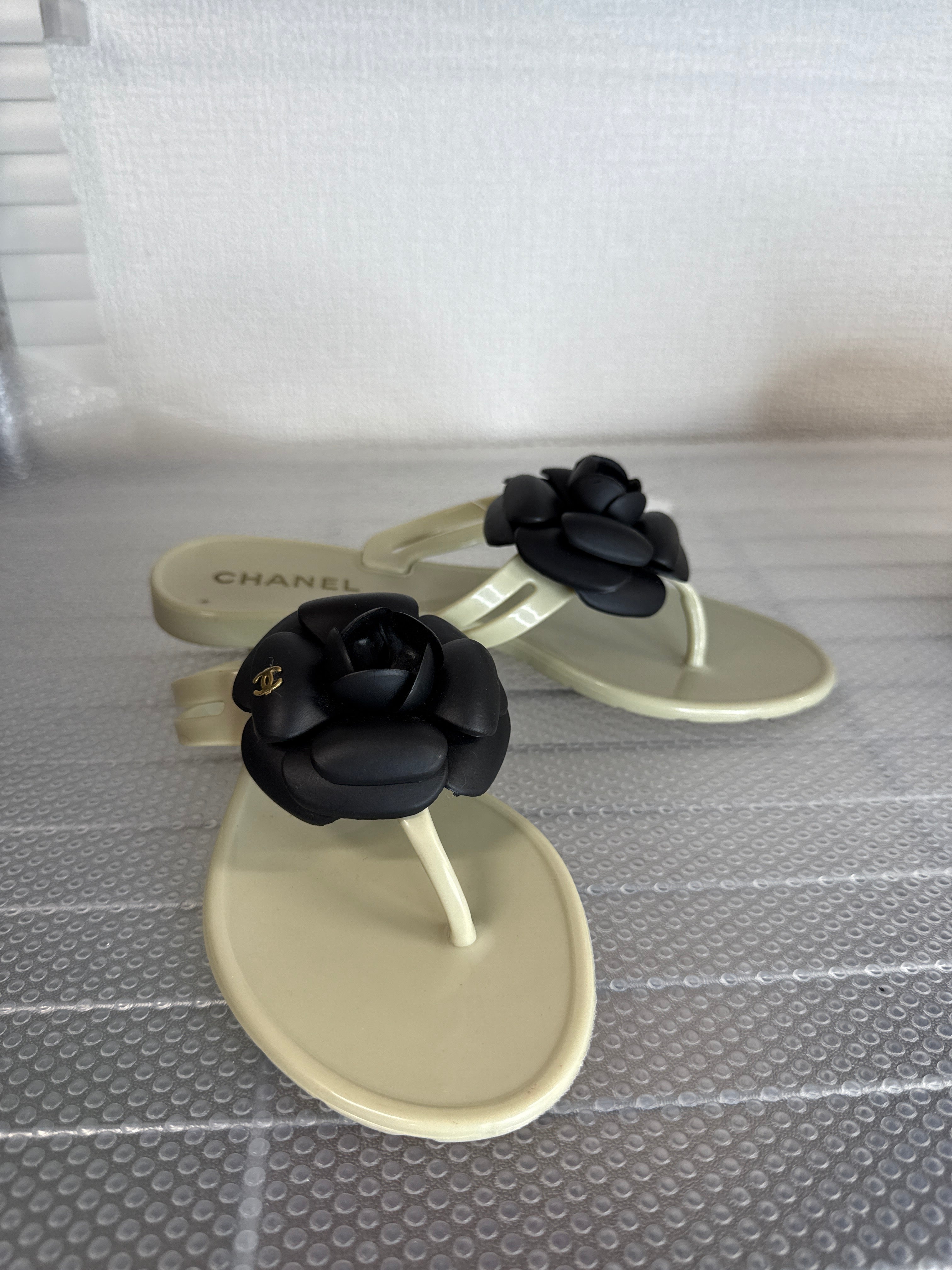 ani_nguyen00_chanel_JP