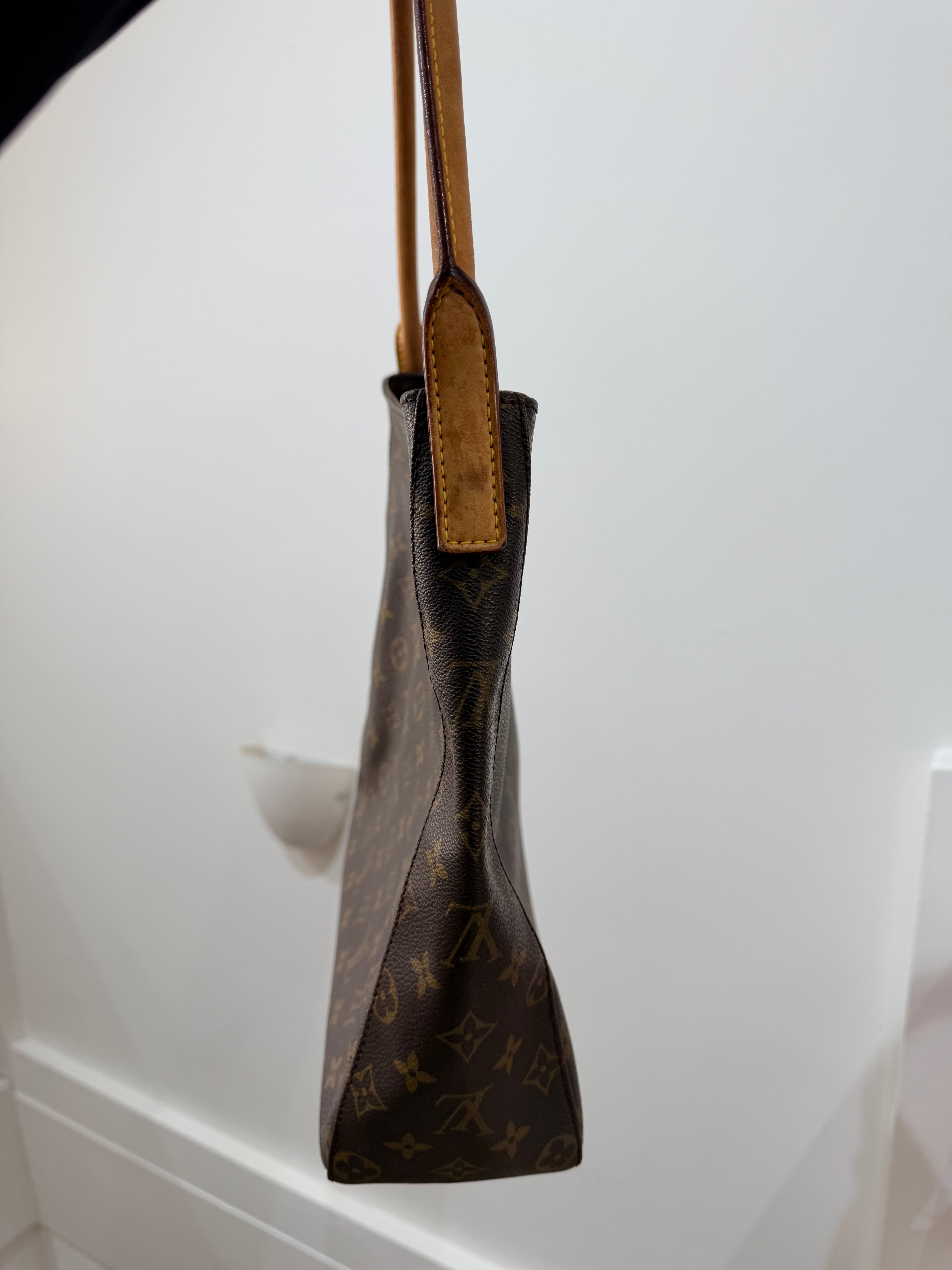 Louis Vuitton Looping GM shoulder bag