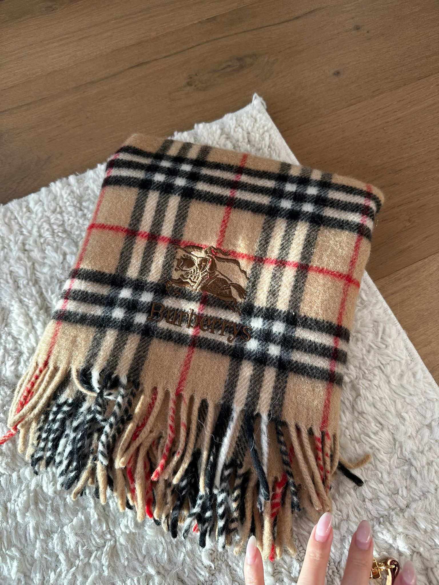 Burberry - CONS