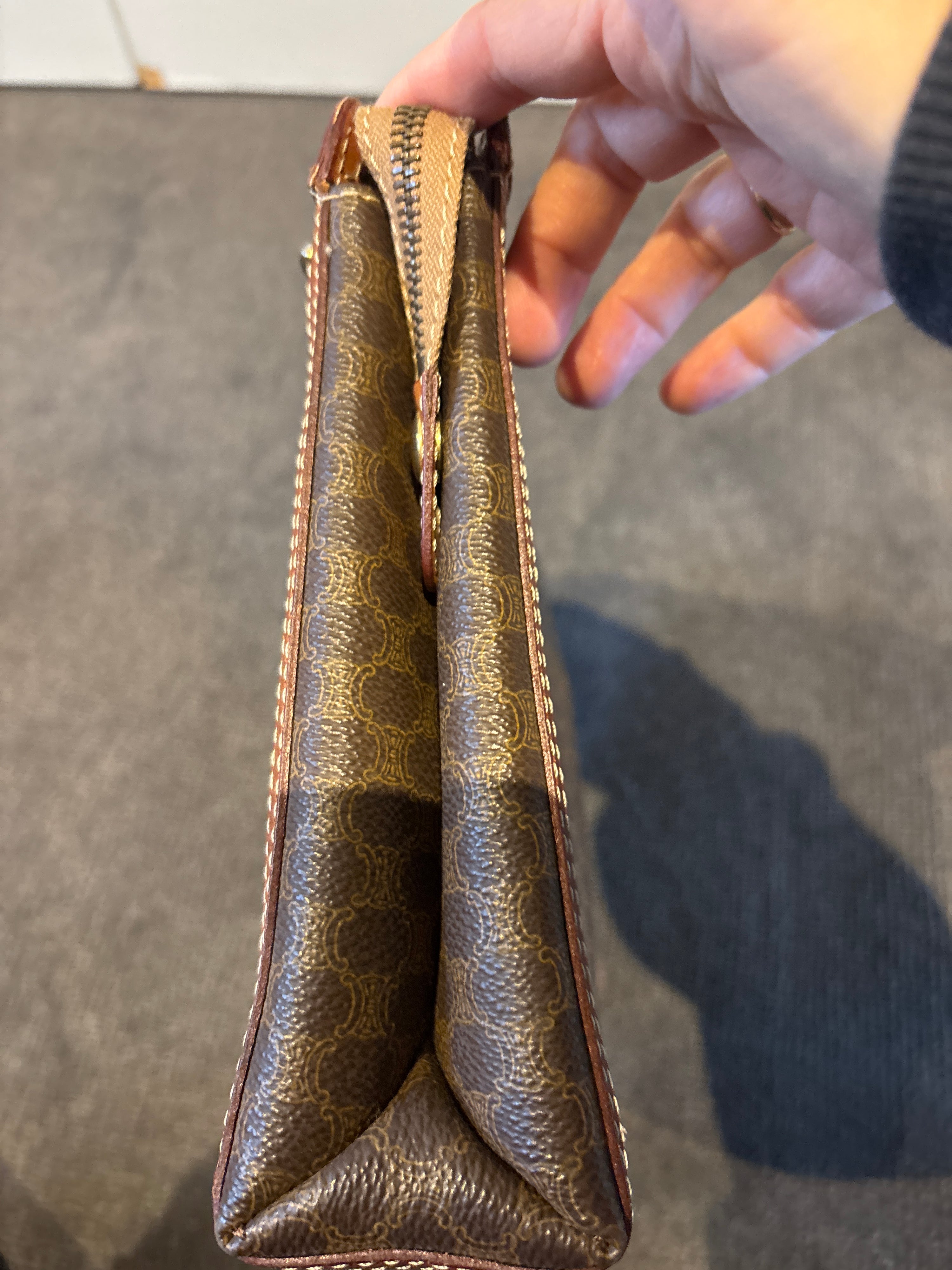 Celine CONS