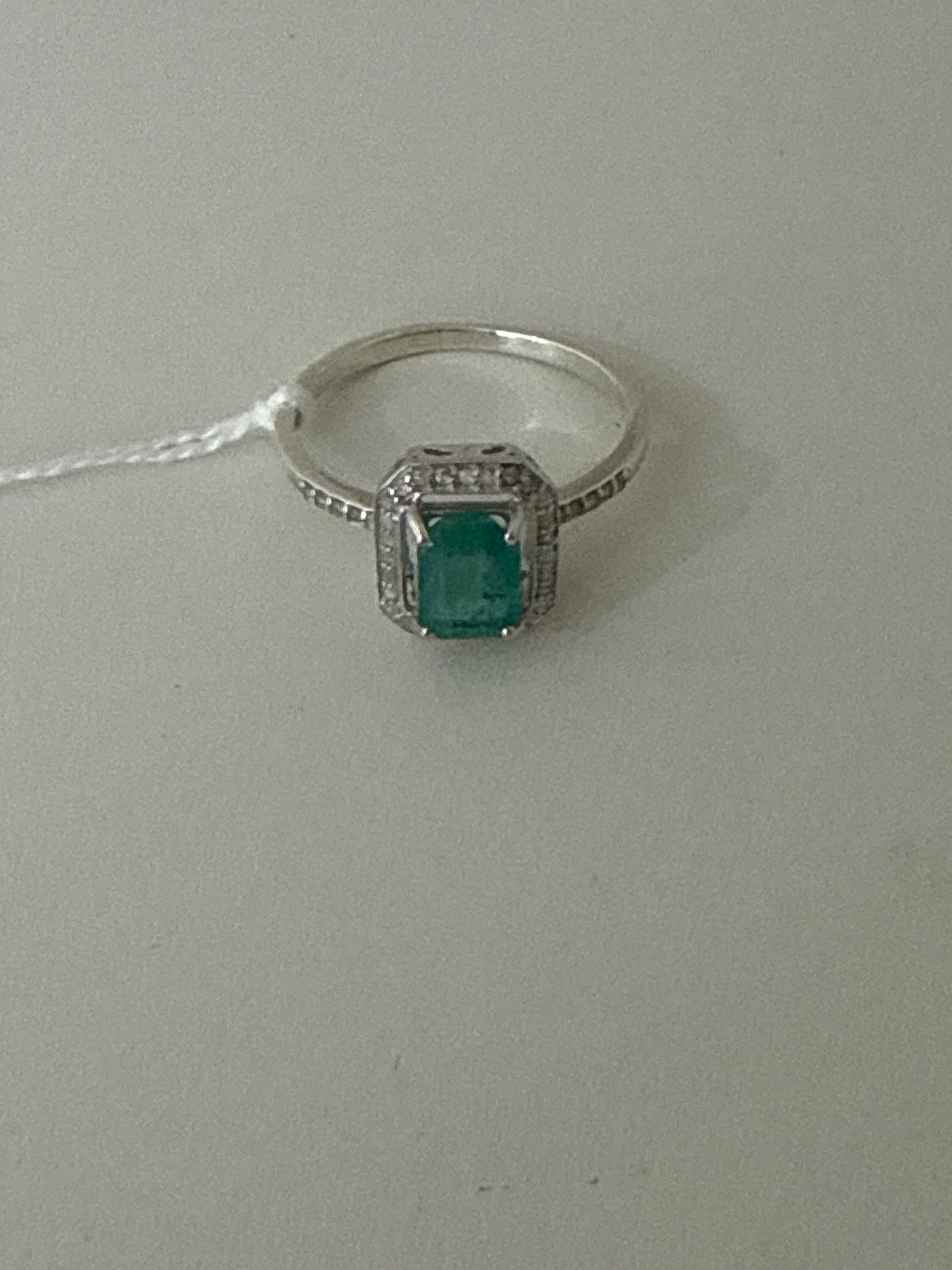 Emerald ring