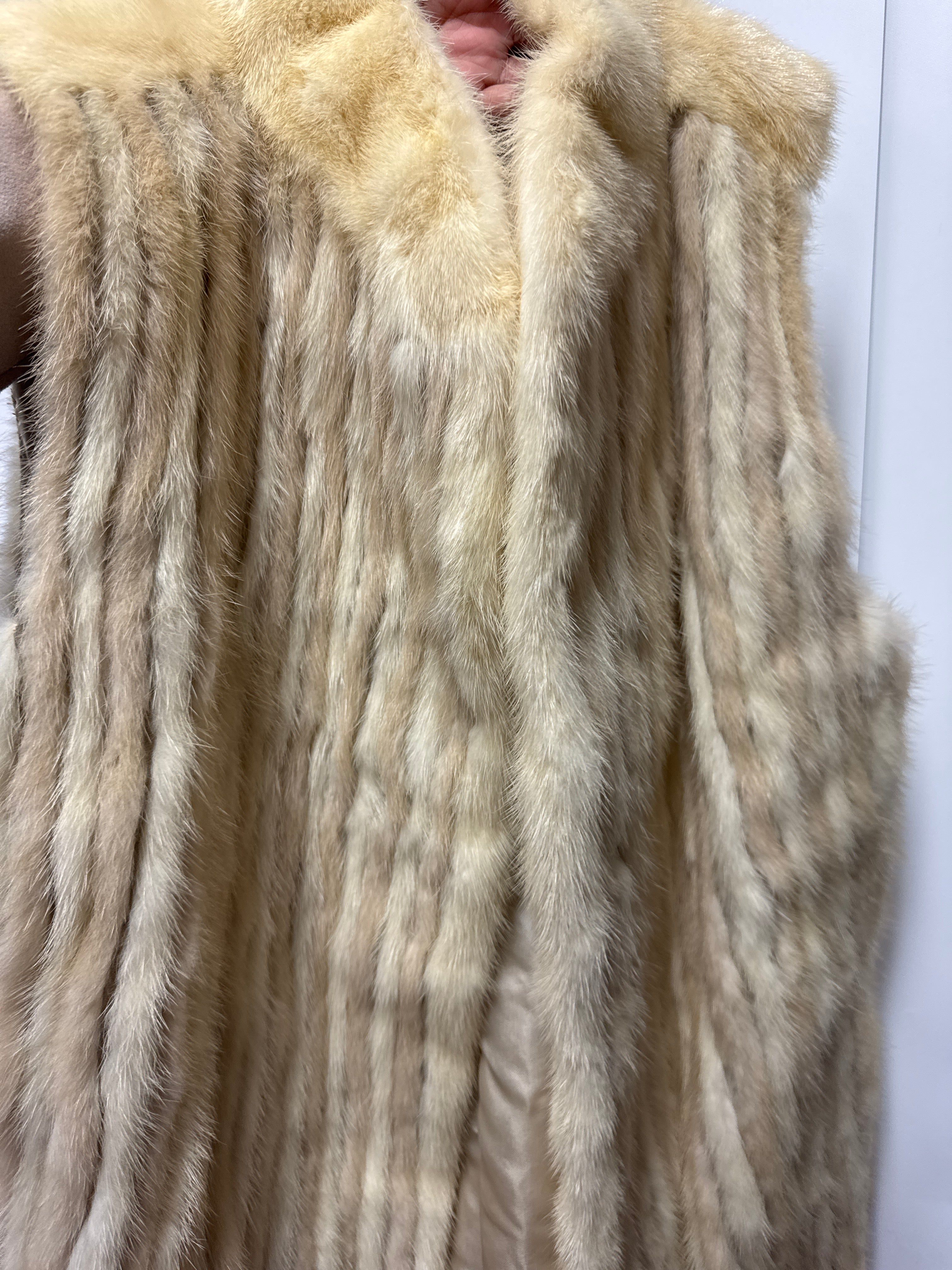Pam.spirop_fur vest_jp
