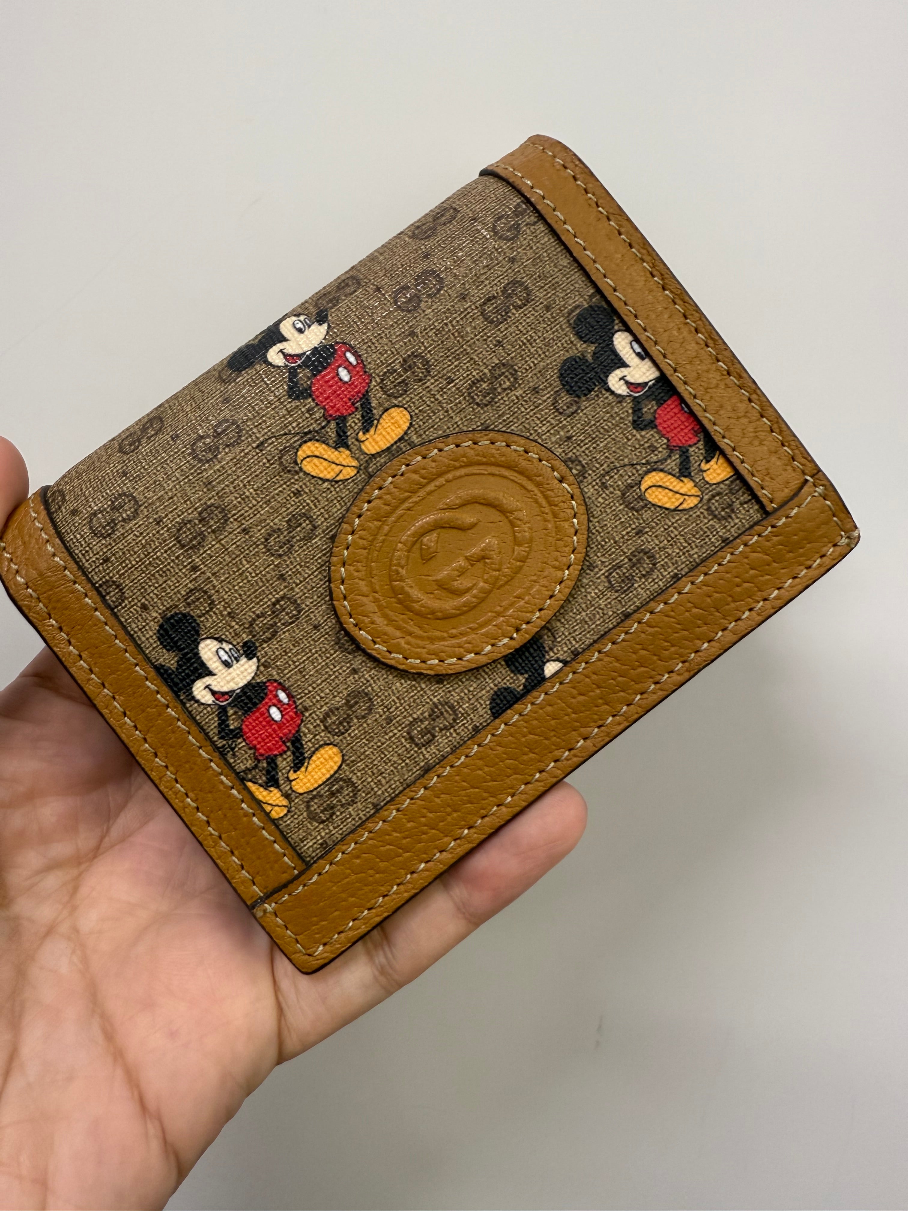 Jokate15_Gucci Disney wallet_JP