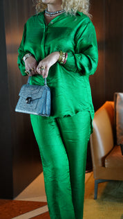 Bvlgari | Metallic Blue Serpenti Snakehead Clasp Top Handle Crossbody Bag (Pristine Condition)