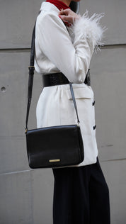 Burberry | Vintage Black Leather Crossbody Shoulder Bag (Good Condition)