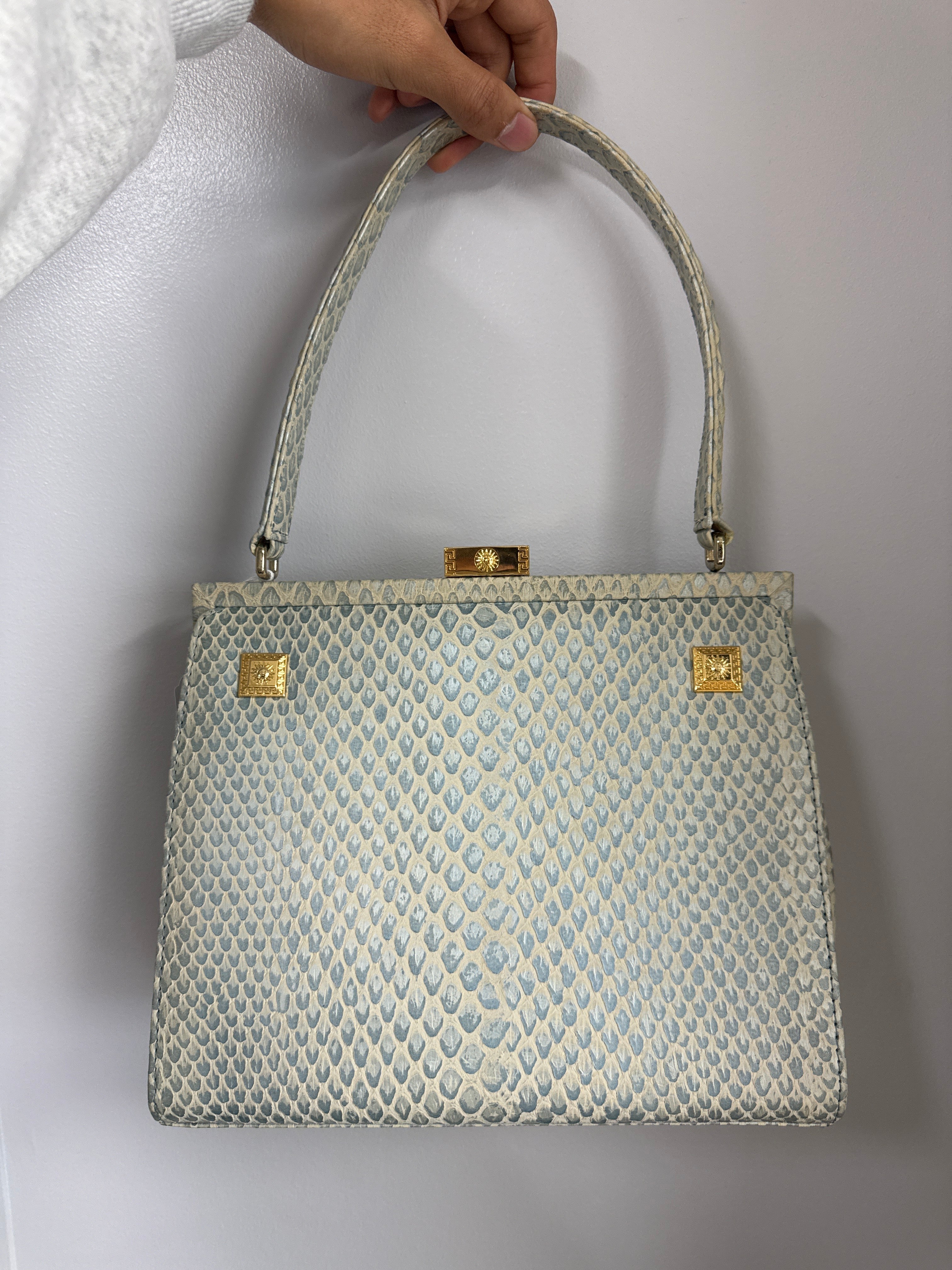 Gabriellefiedeldy_ Versace embossed  JP