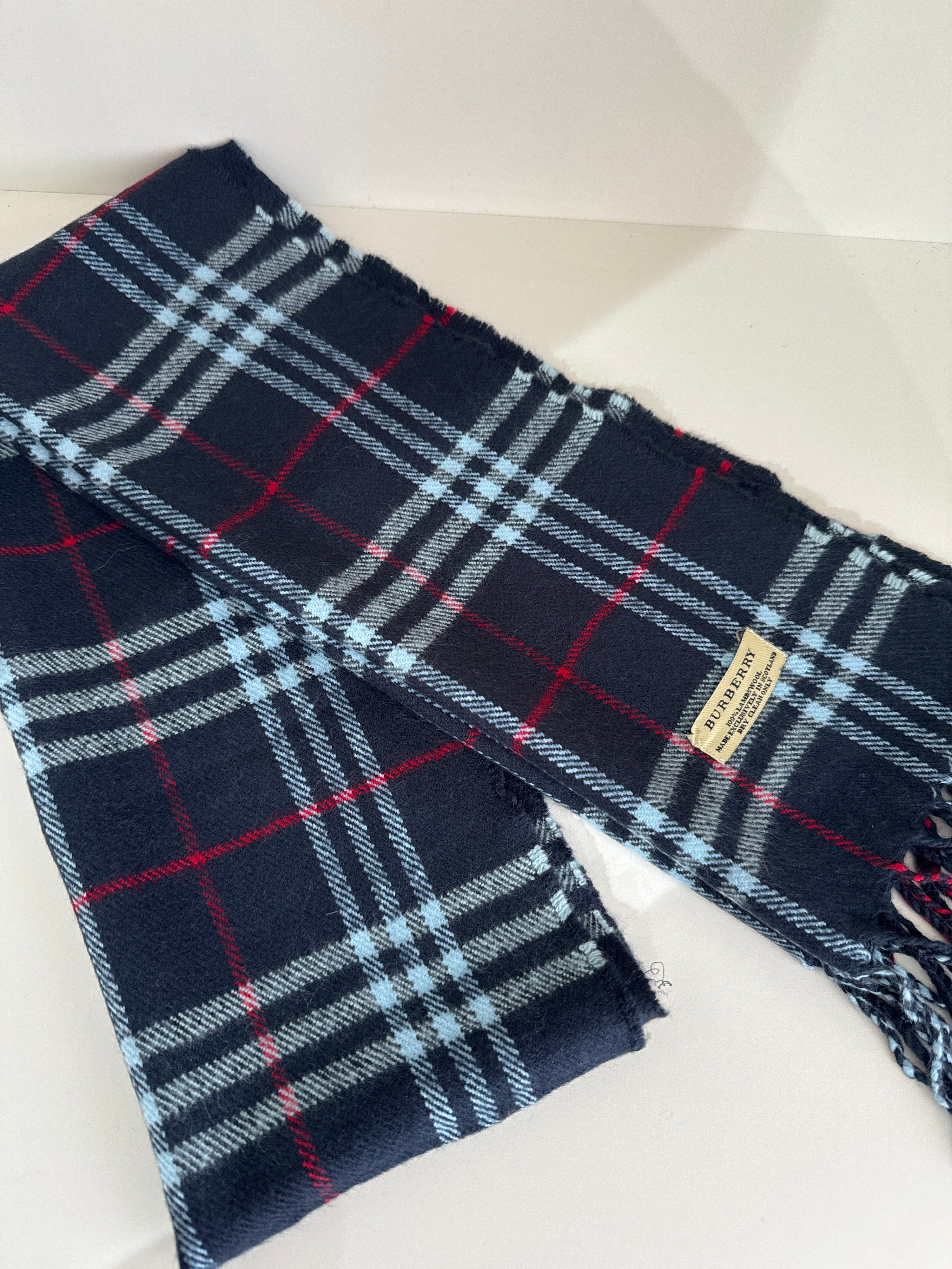 Burberry navy scarf