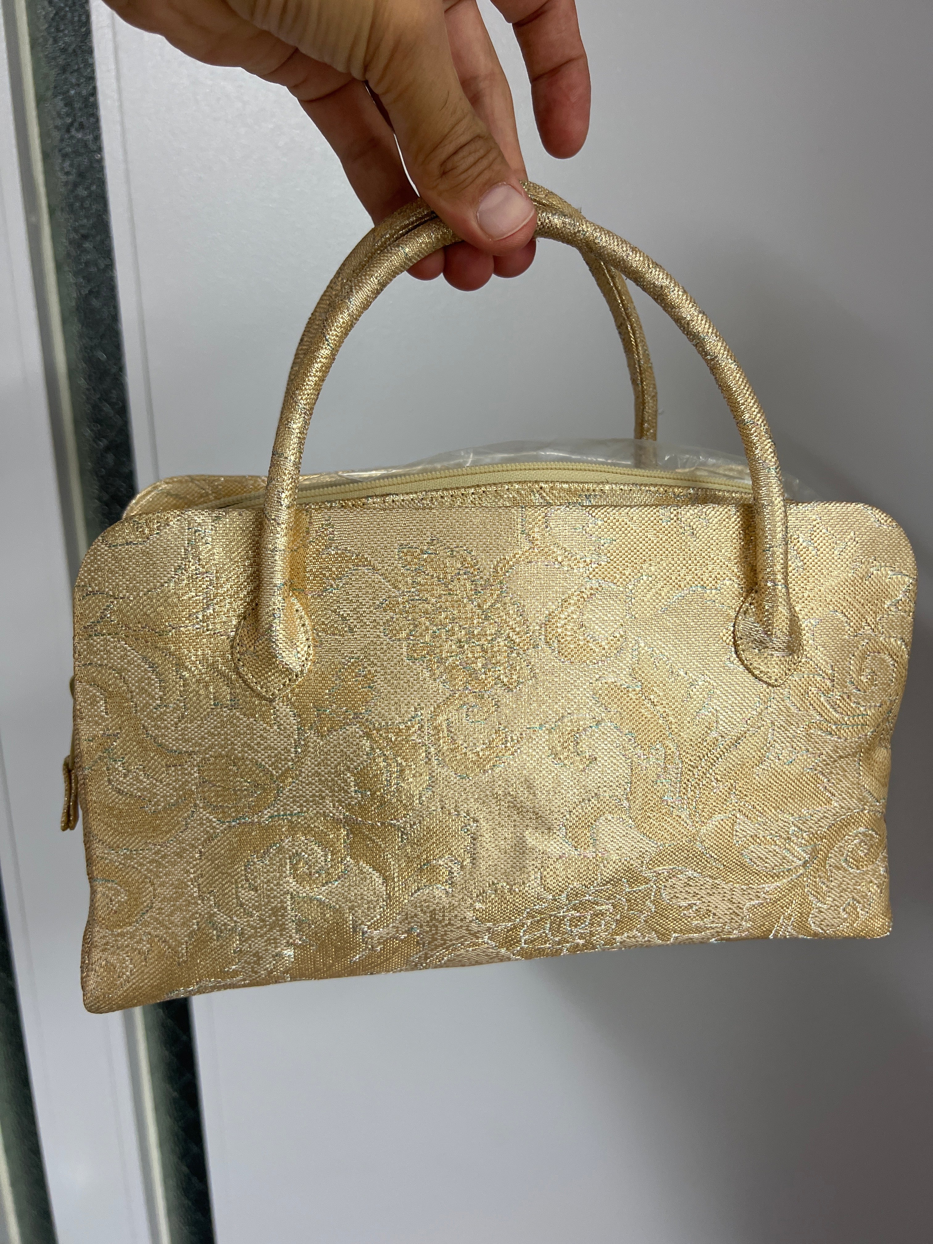 Shortrenee-gold bowling bag-jp