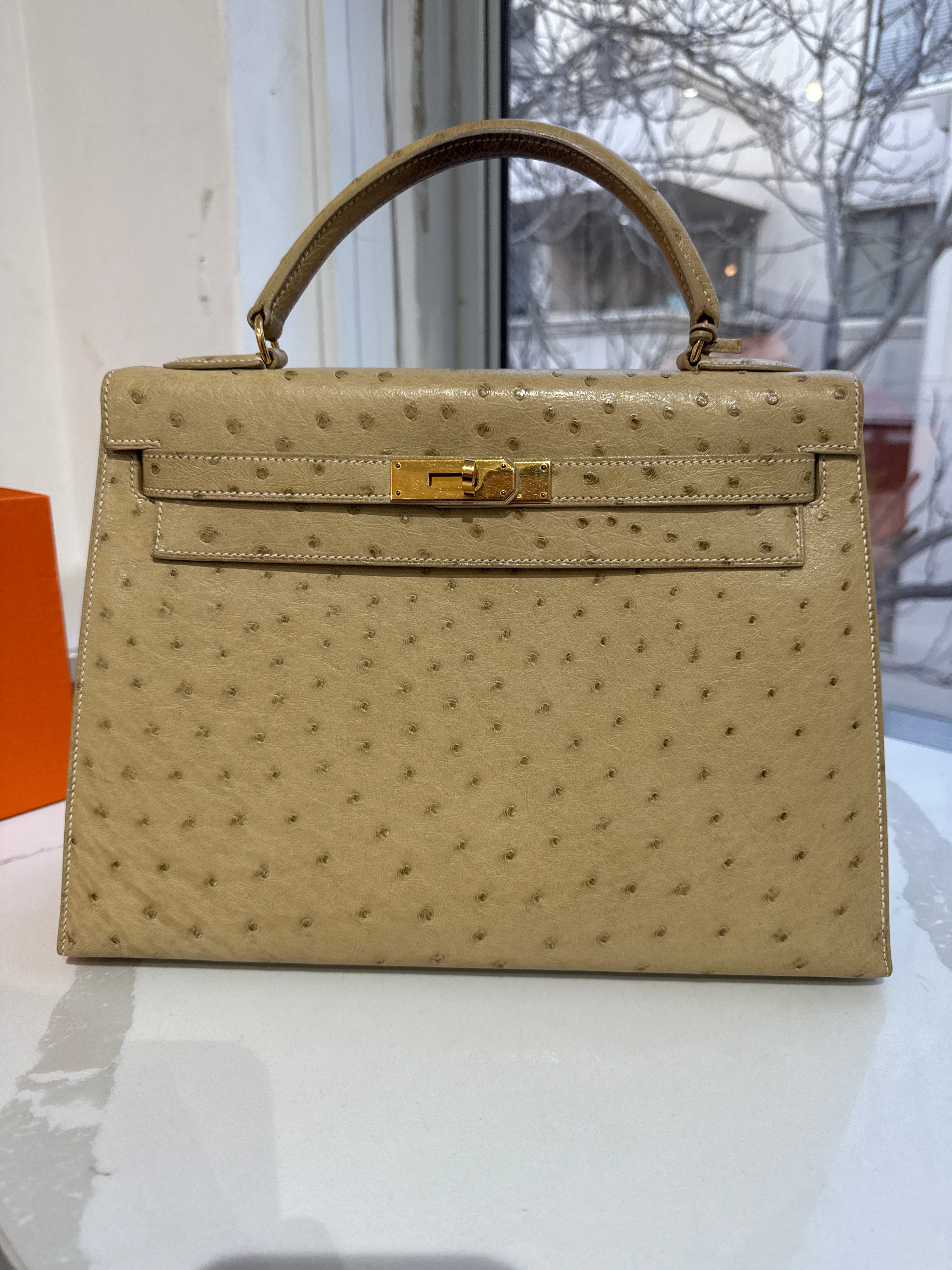 Hermes’- HV
