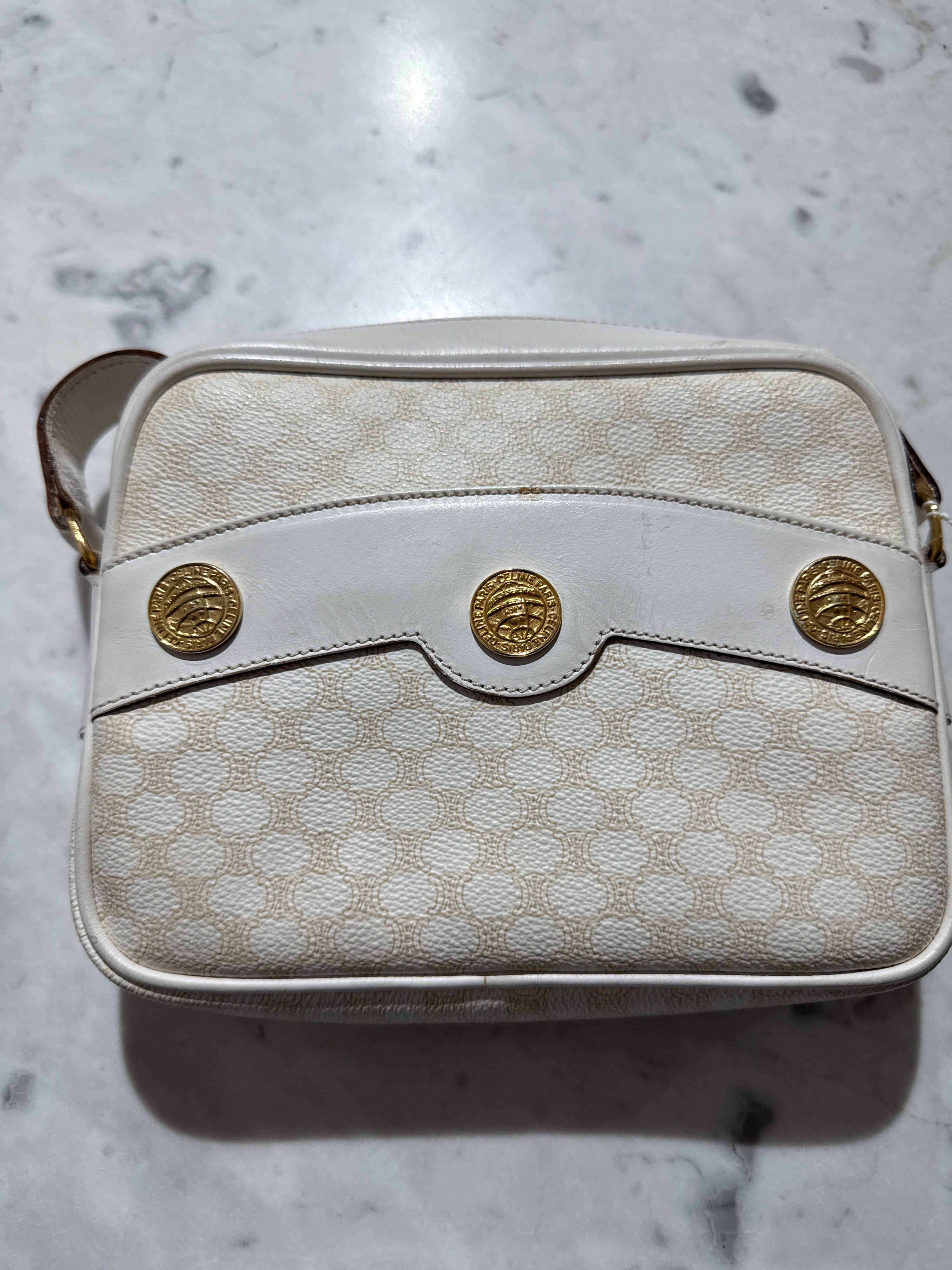 Celine - HV