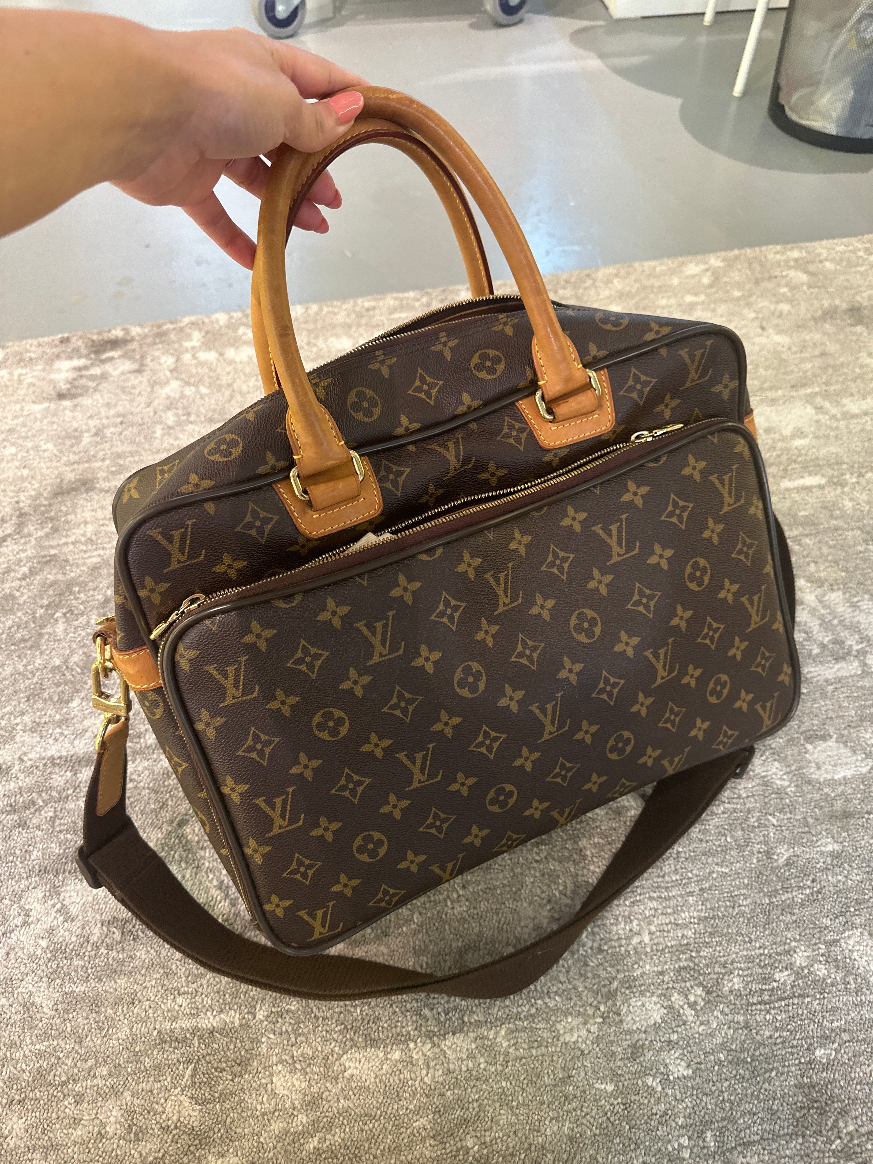 Lv travel bag