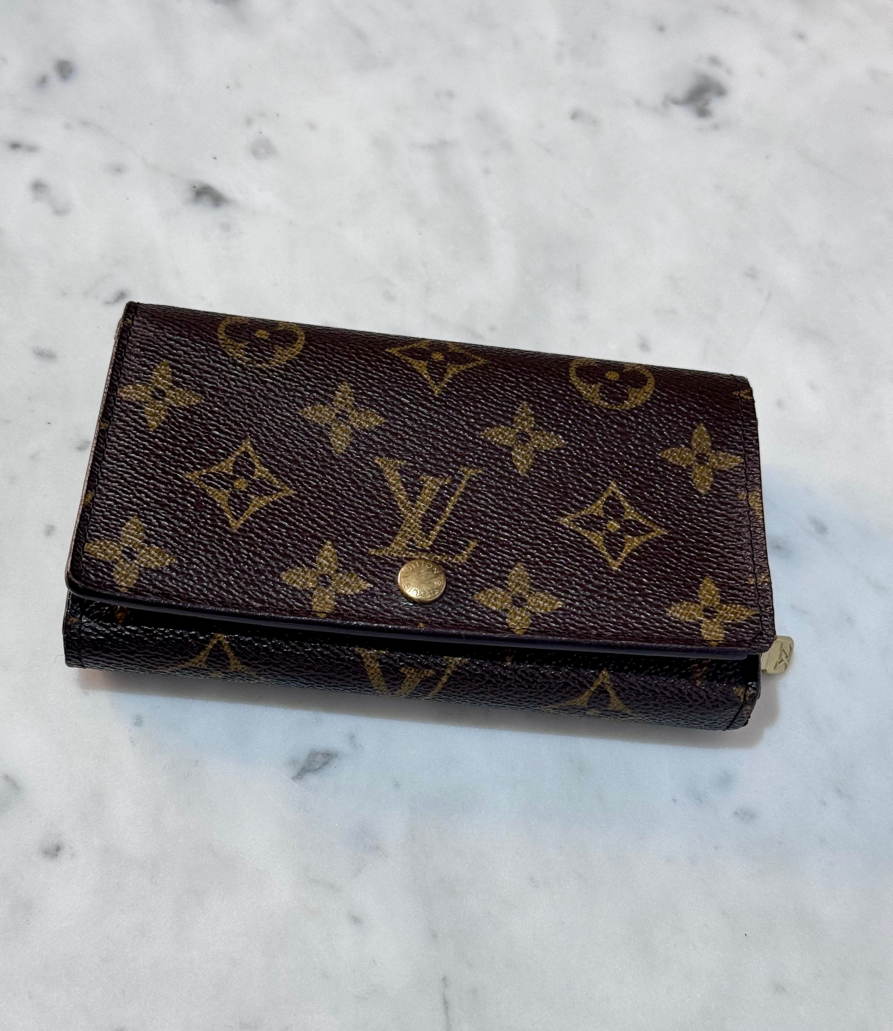 LV Wallet