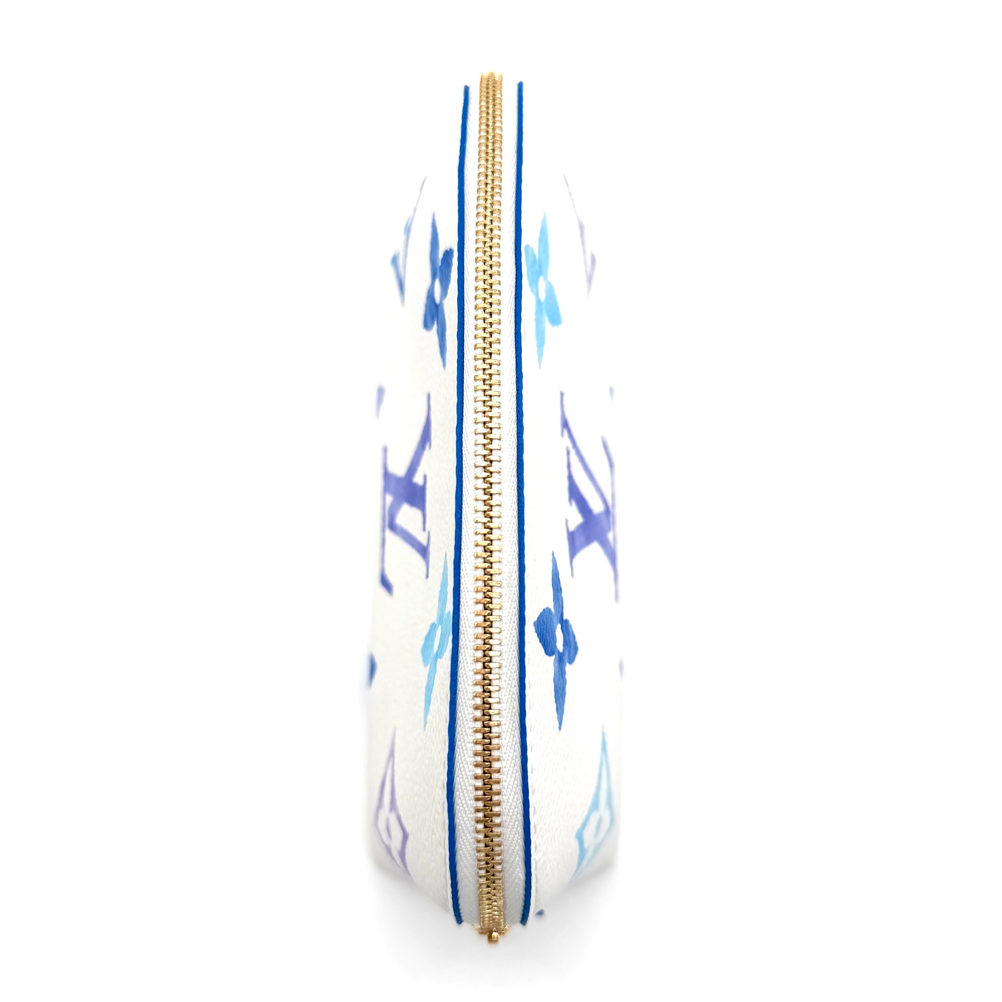 Louis Vuitton By The Pool Pochette Cosmétique | White & Blue Monogram Giant | Gold-Tone Hardware