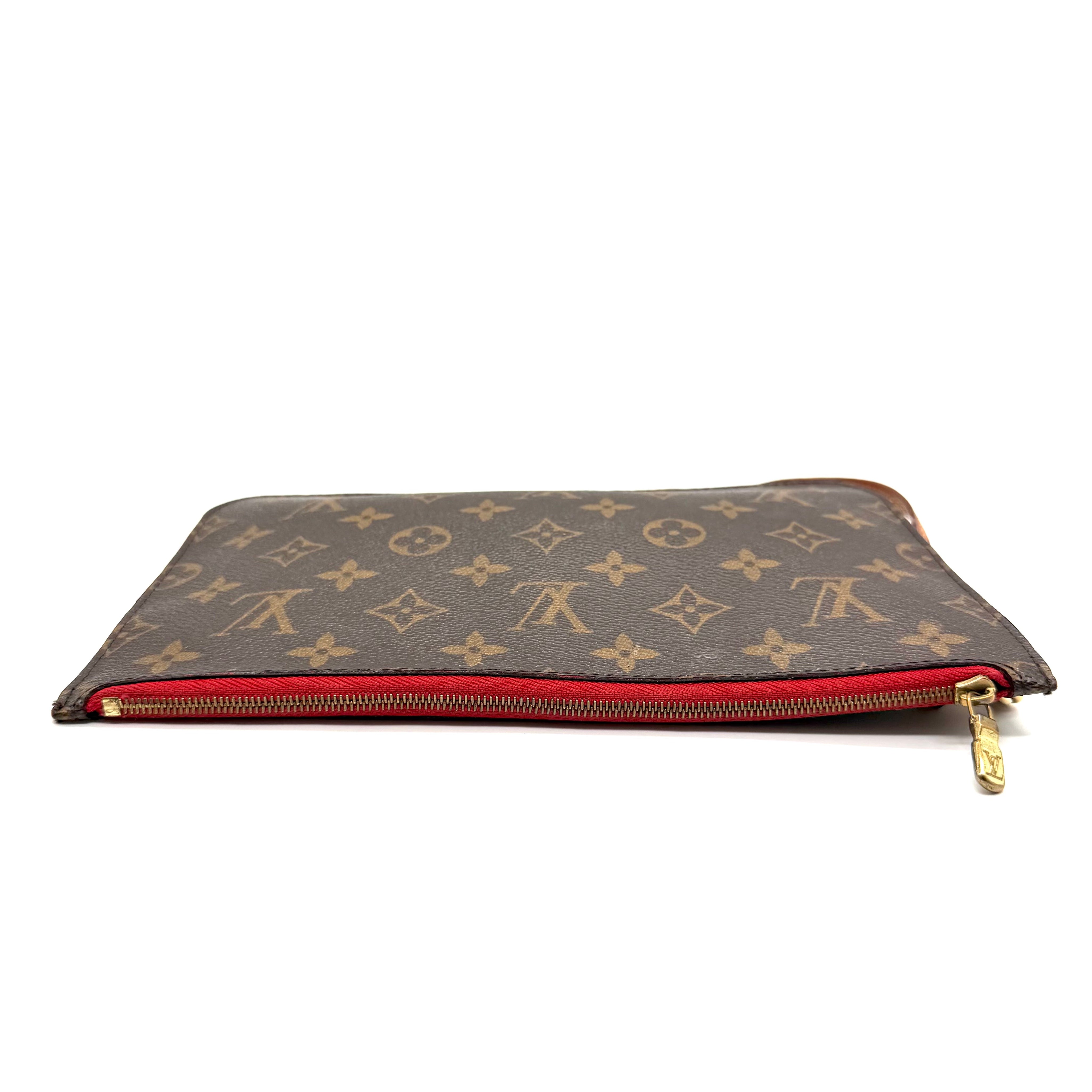 Louis Vuitton | Neverfull Pochette | Monogram Canvas | Gold-Tone Hardware