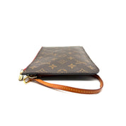 Louis Vuitton | Neverfull Pochette | Monogram Canvas | Gold-Tone Hardware
